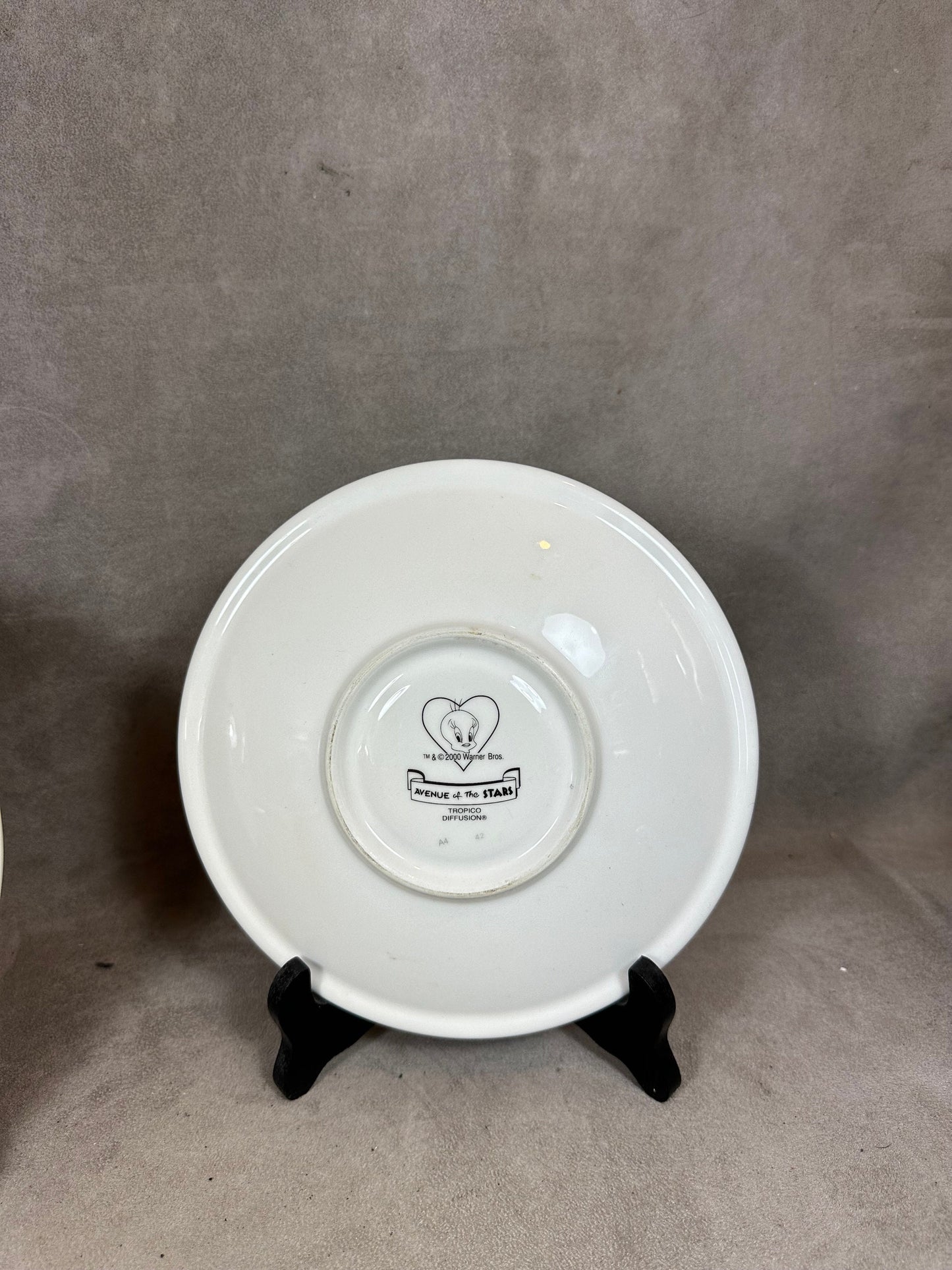 Set of 2 vintage plates Tweety Bird Vintage Looney Tunes Tweety Bird 1990