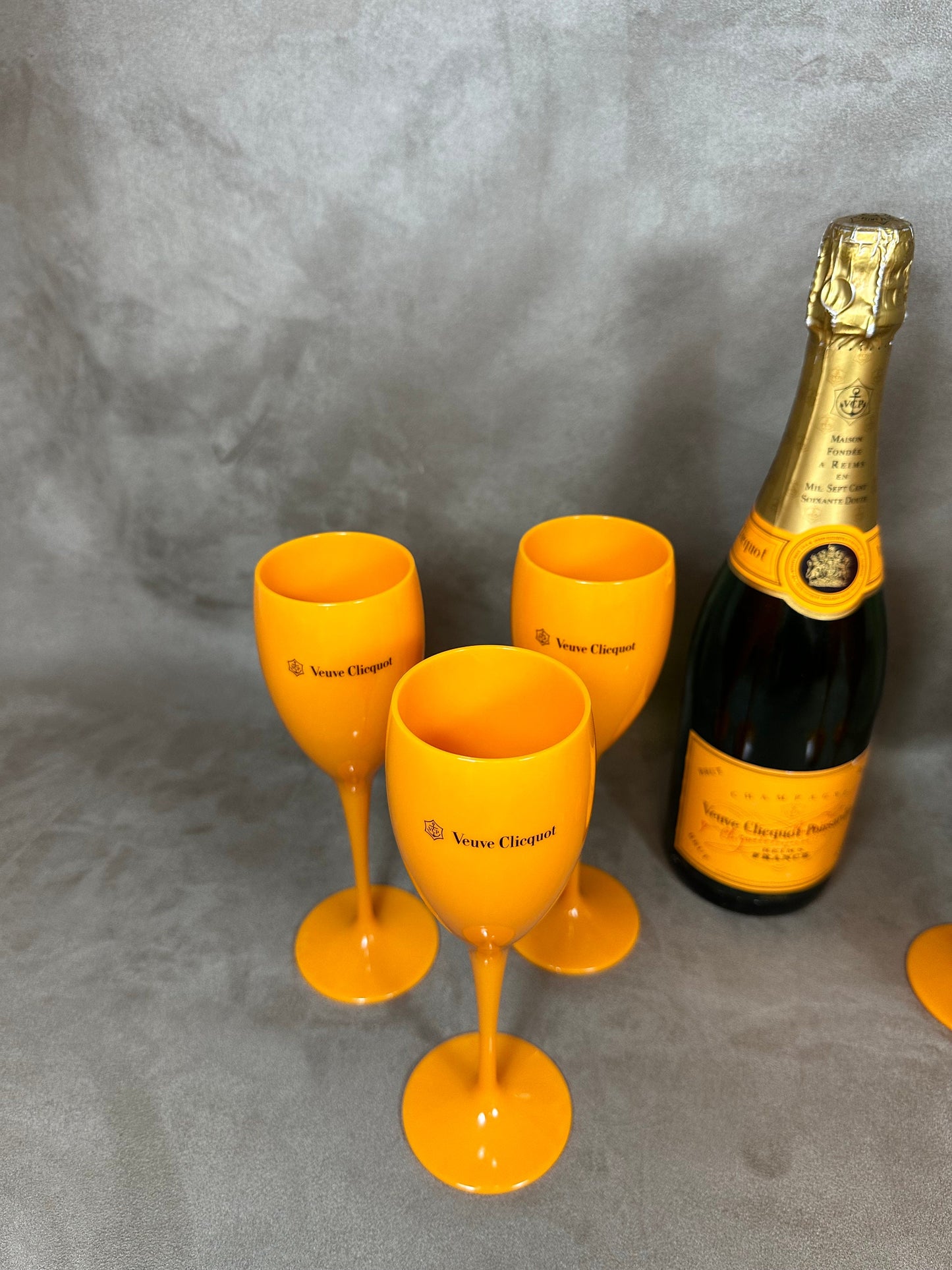 Set mit 6 Vintage-Plexiglasflöten von Veuve Clicquot Ponsardin