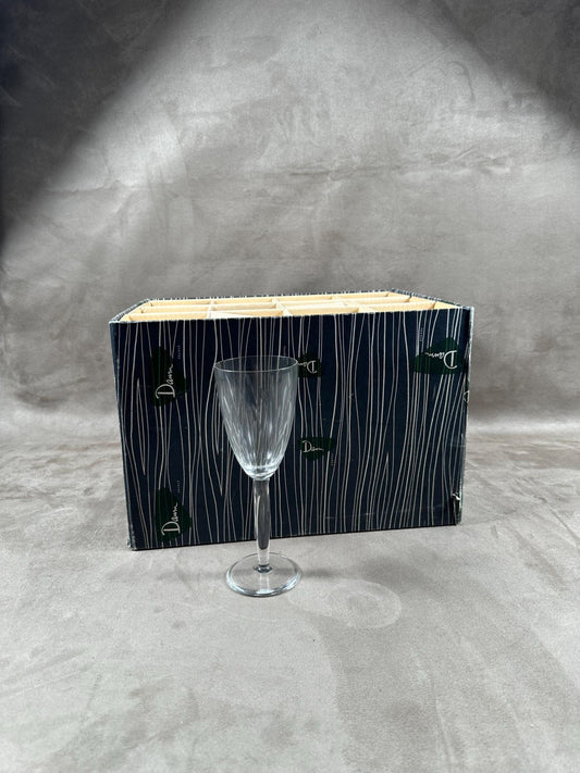 VERY RARE Magnificent set of 12 DAUM crystal glasses, vintage Suroy model with original box Made in France 1960s