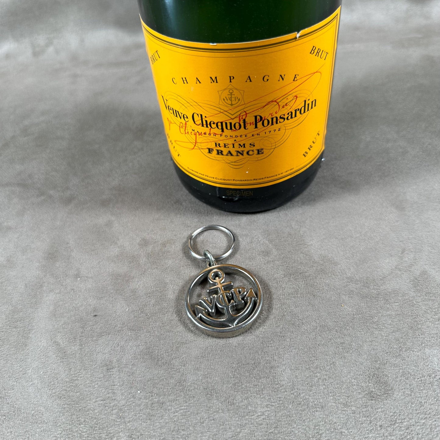 Veuve Clicquot steel key ring Made in France 1980s