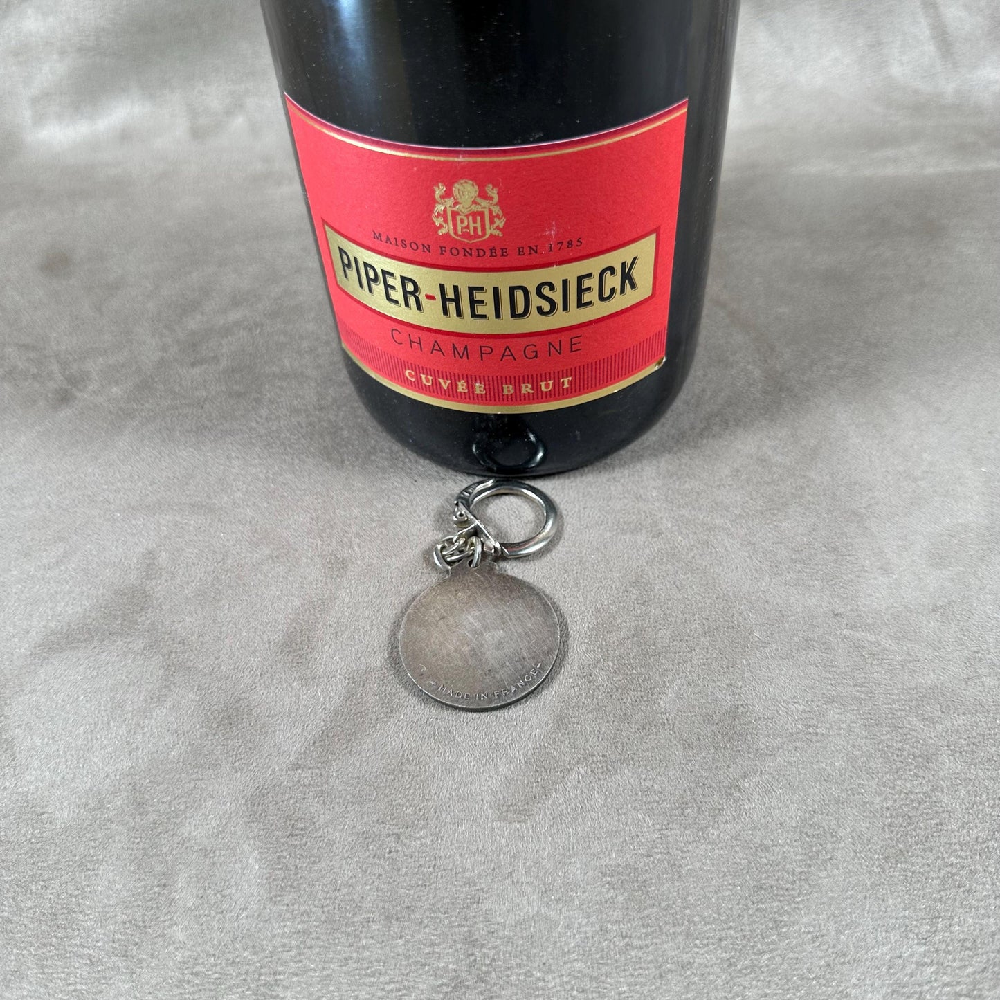 Porte clés champagne  Piper-Heidsieck en métal vintage  Made in France Années 1980