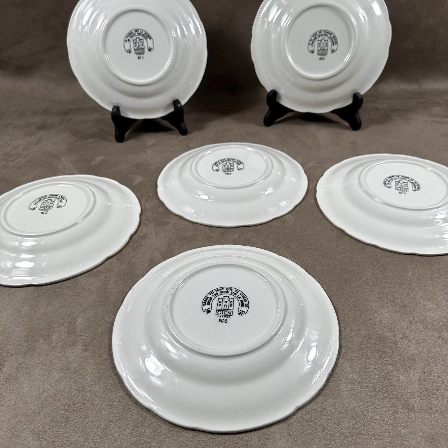 RARE GIEN série de 6 assiettes parlantes rébus en céramique vintage Made in France