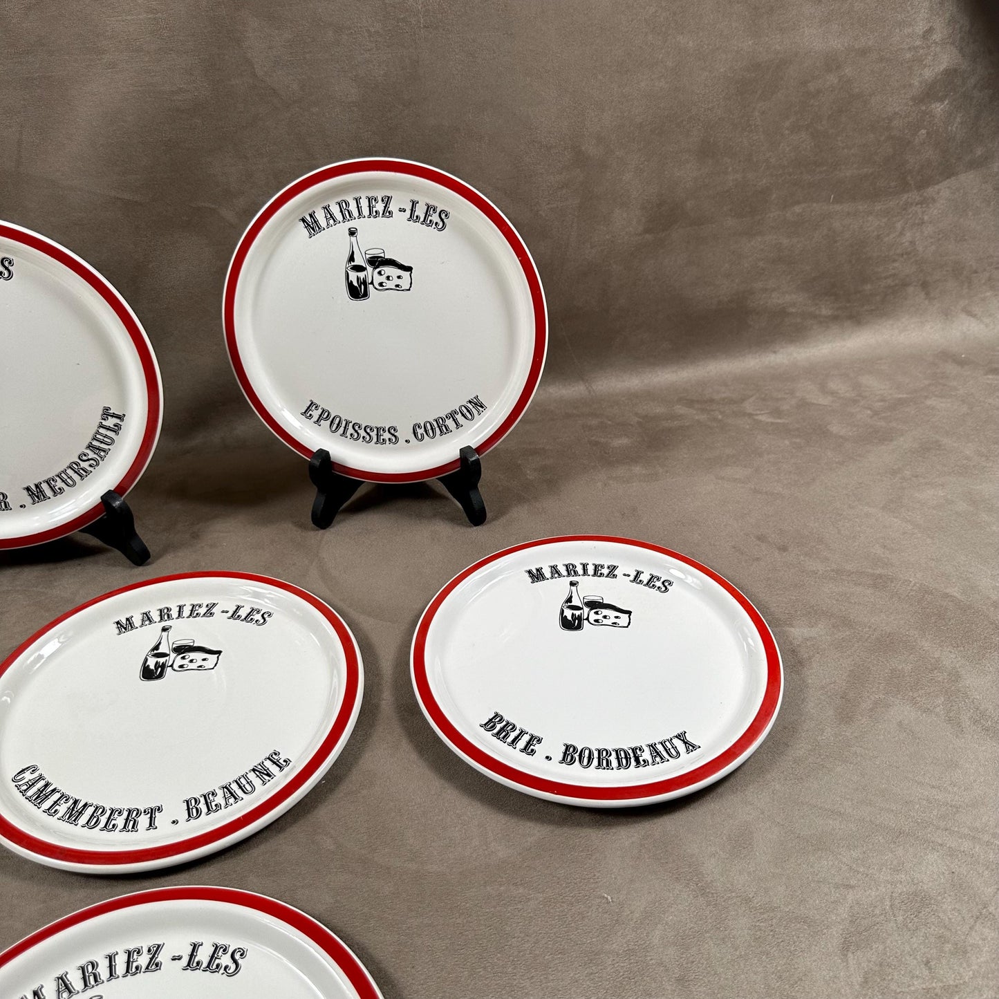 Set of 6 Salins plates on the theme of French wines and cheeses according to French regions Made in France