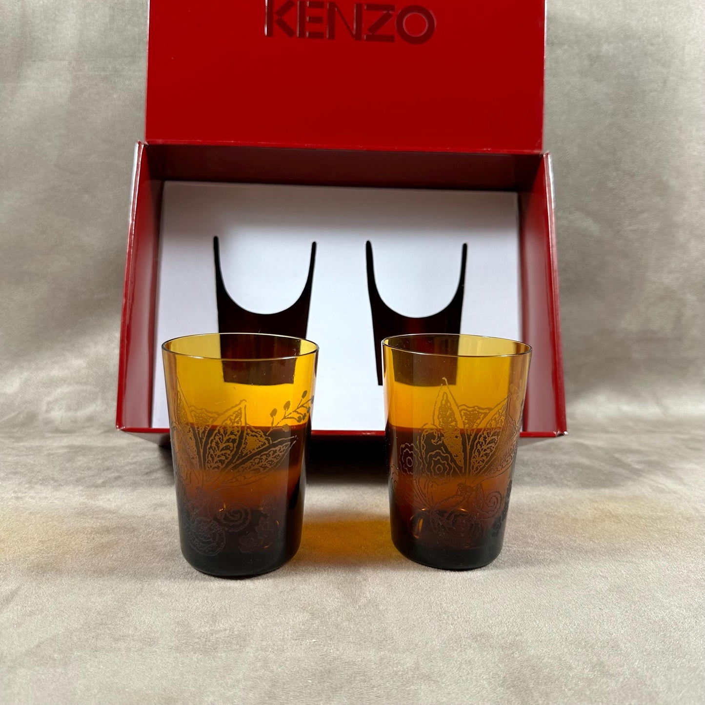 VERY RARE Magnificent box of 2 KENZO engraved glasses Akiko model yellow orange vintage Made in France