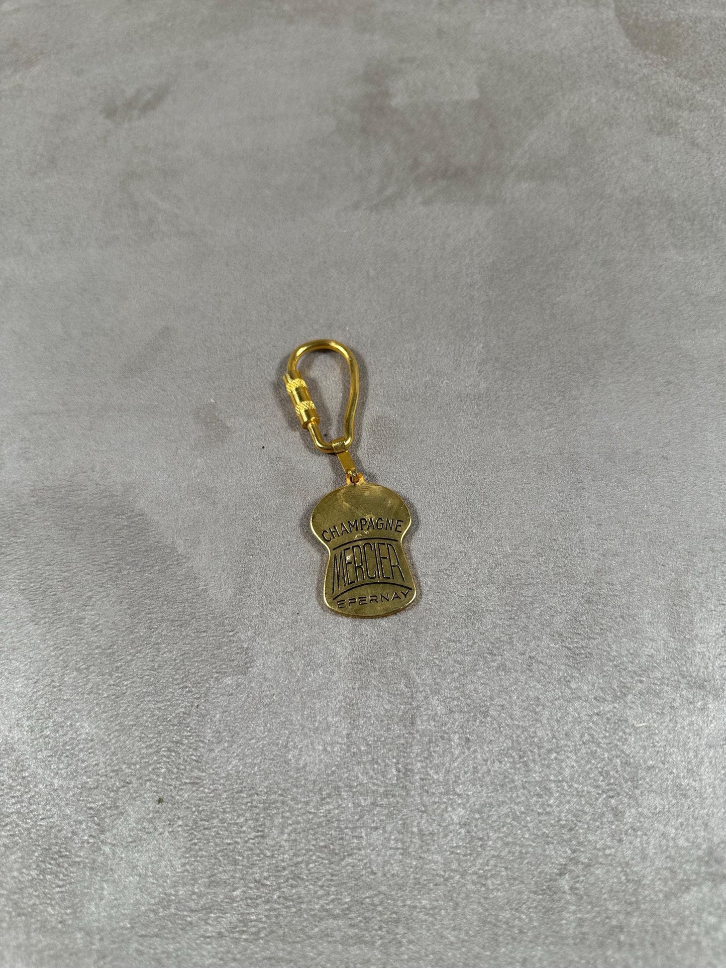 Porte clés champagne Mercier  Made in France Années 1960