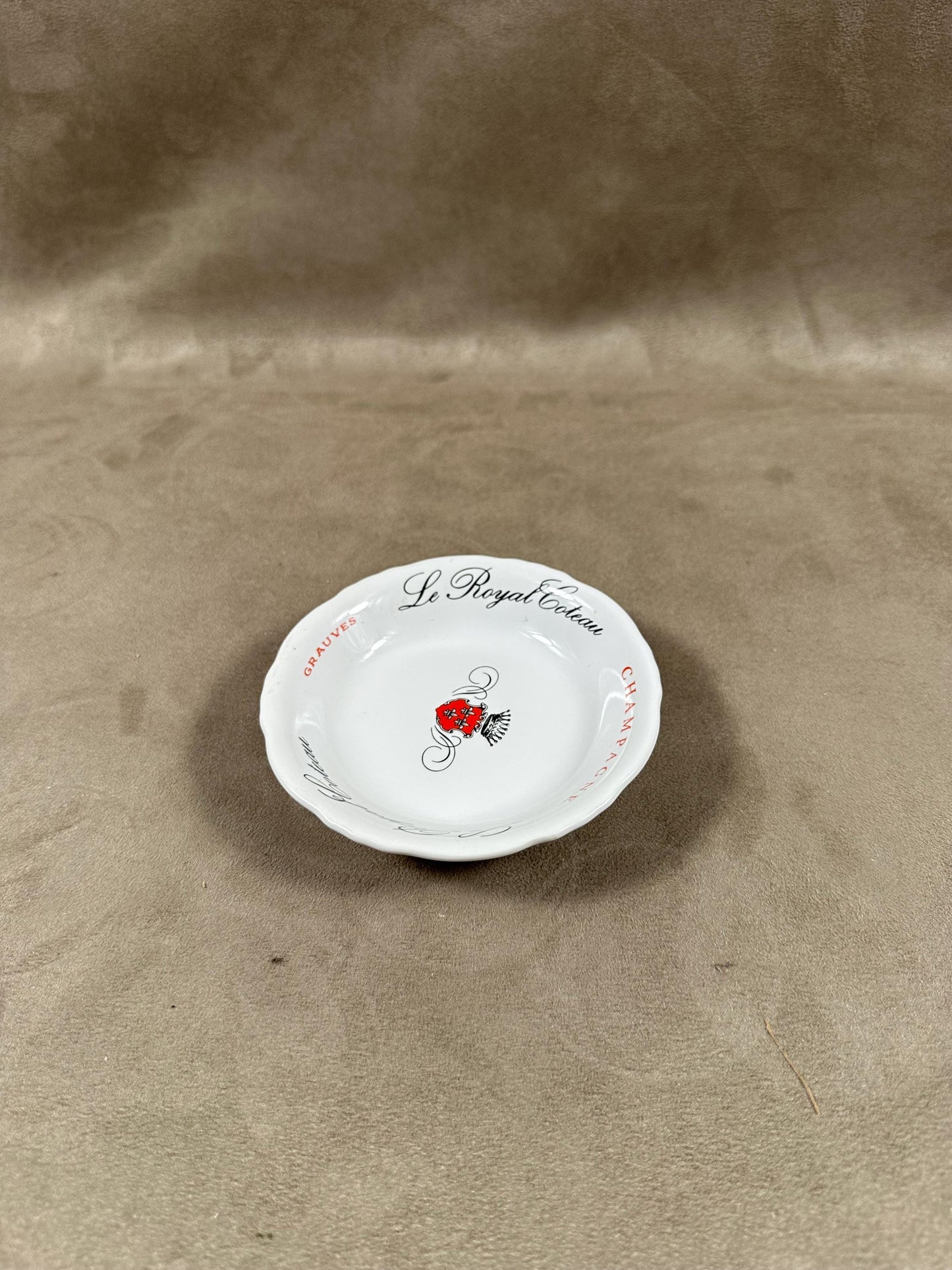 Advertising Ashtray in Earthenware, Champagne Le Royal Coteau Grauves, Made in France, Vintage 1970