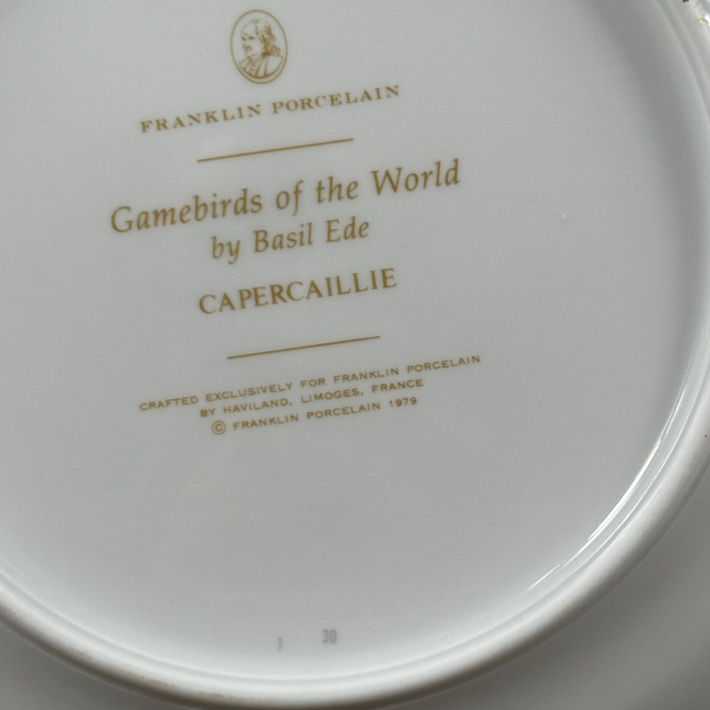Beautiful decorative plate "Gamebird of the World" by Basil Ede made by Haviland in Limoges porcelain for Franklin Porcelain 1979