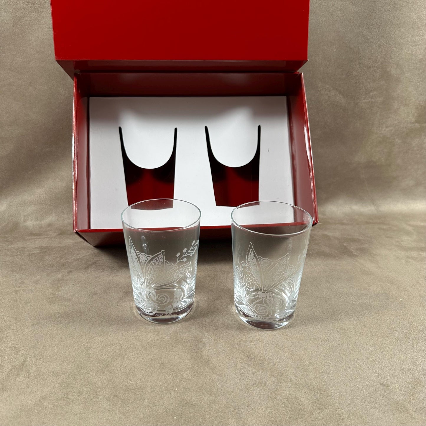 VERY RARE Magnificent box of 2 engraved KENZO glasses, Akiko model, transparent vintage Made in France