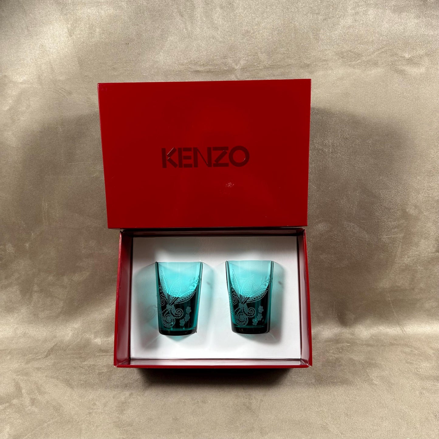 VERY RARE Magnificent box of 2 engraved KENZO glasses, Akiko model, vintage blue Made in France