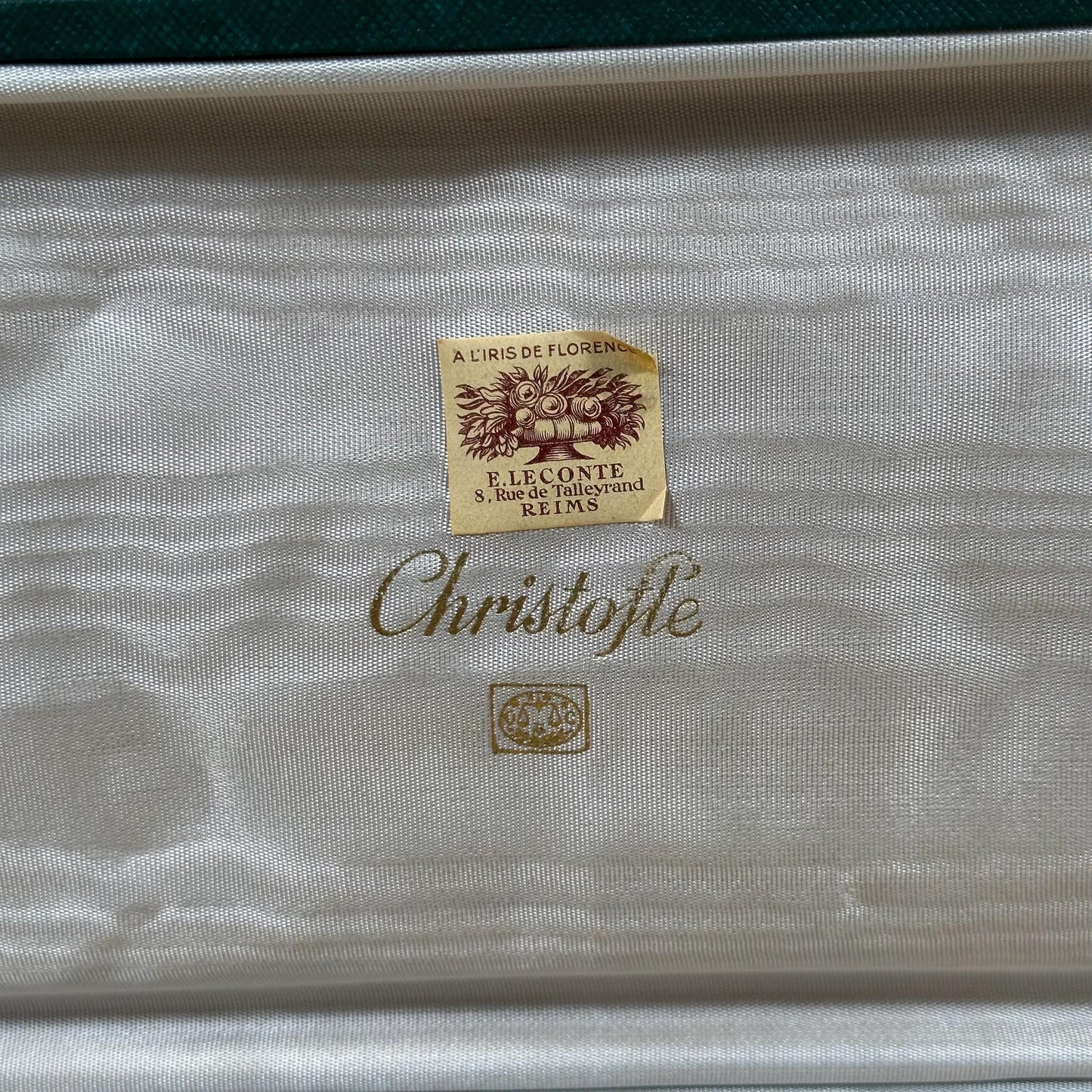 RARE Lot de 12 petites cuillères CHRISTOFLE modèle Vendôme en métal doré en écrin Made in France