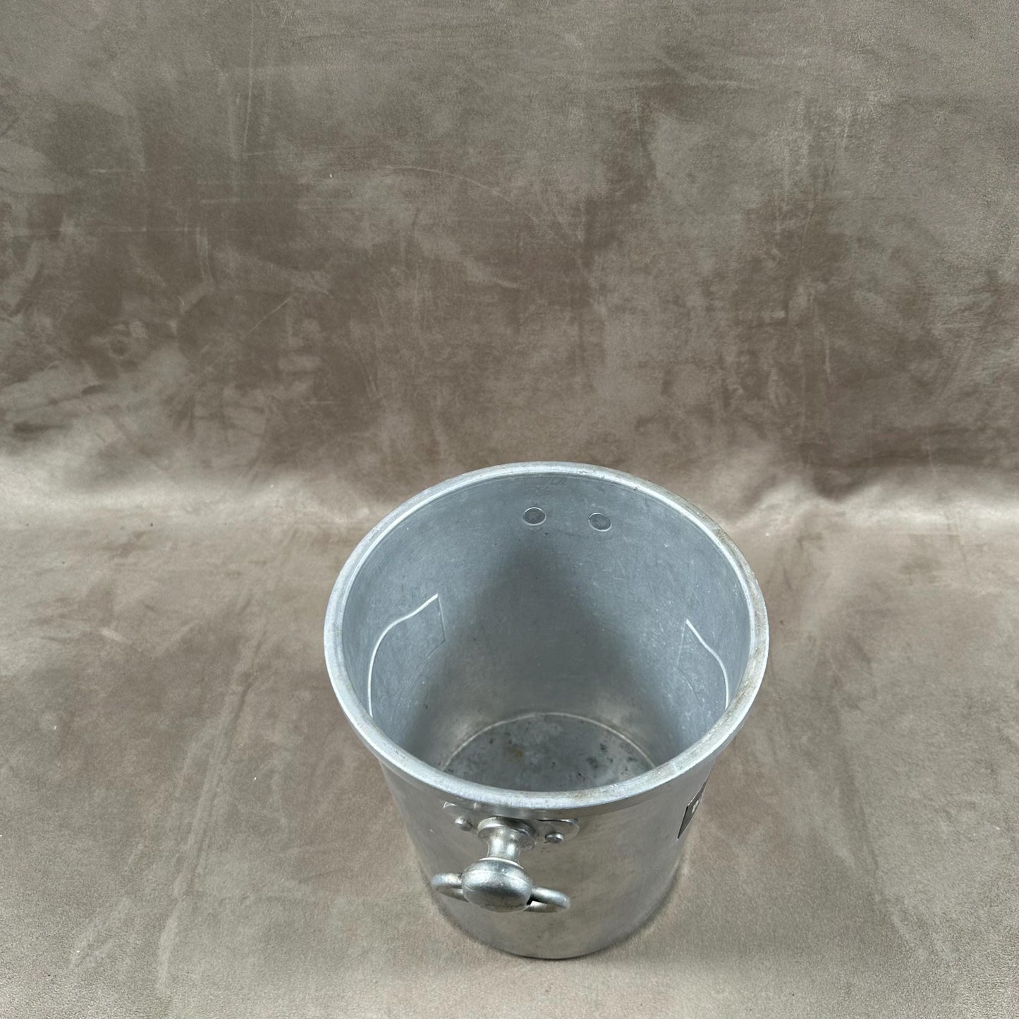 Seau à champagne en aluminium  Champagne Besserat de Bellefon vintage Made in France