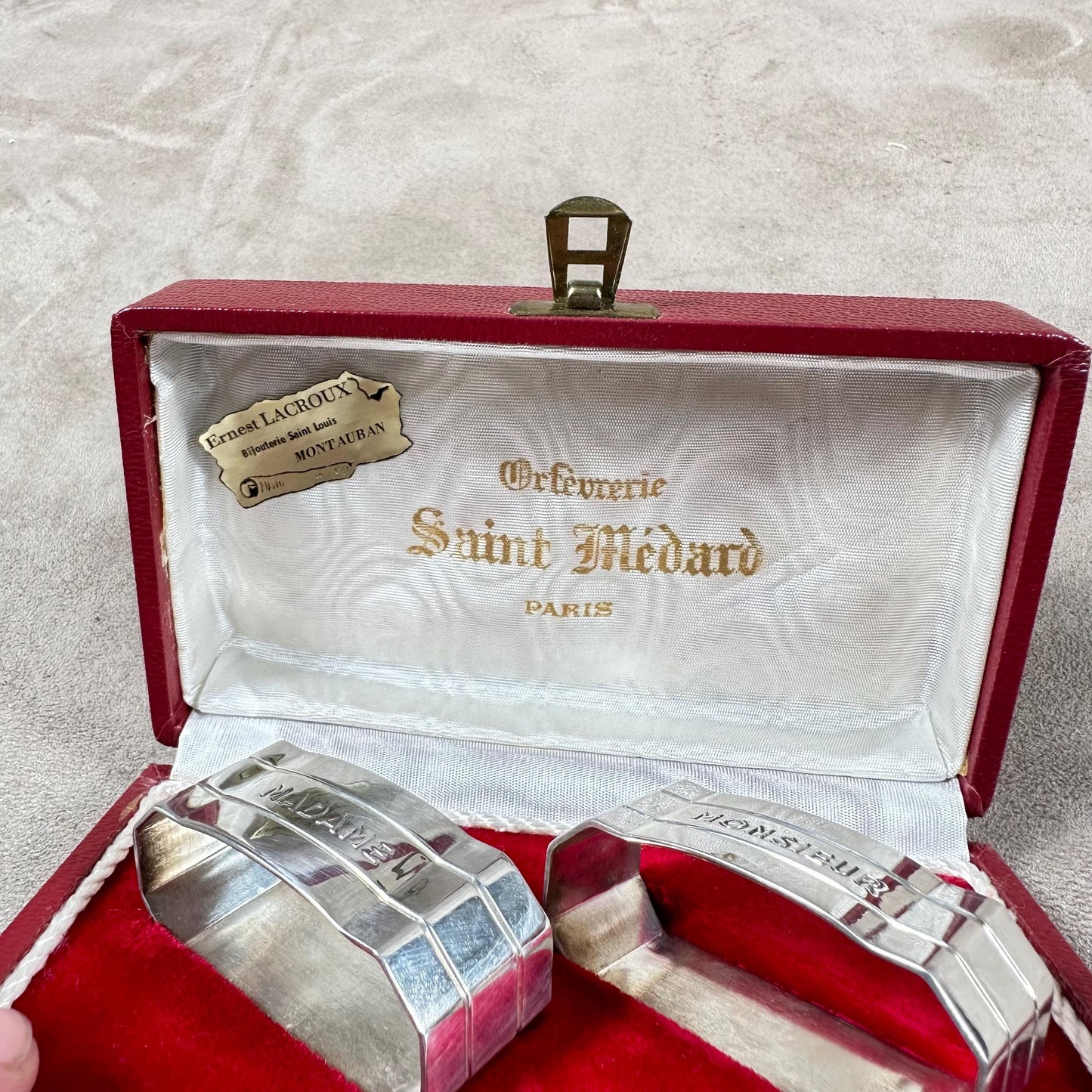 Set of 2 Saint Medard napkin rings in silver metal Monsieur Madame vintage couple romantic wedding gift 1900