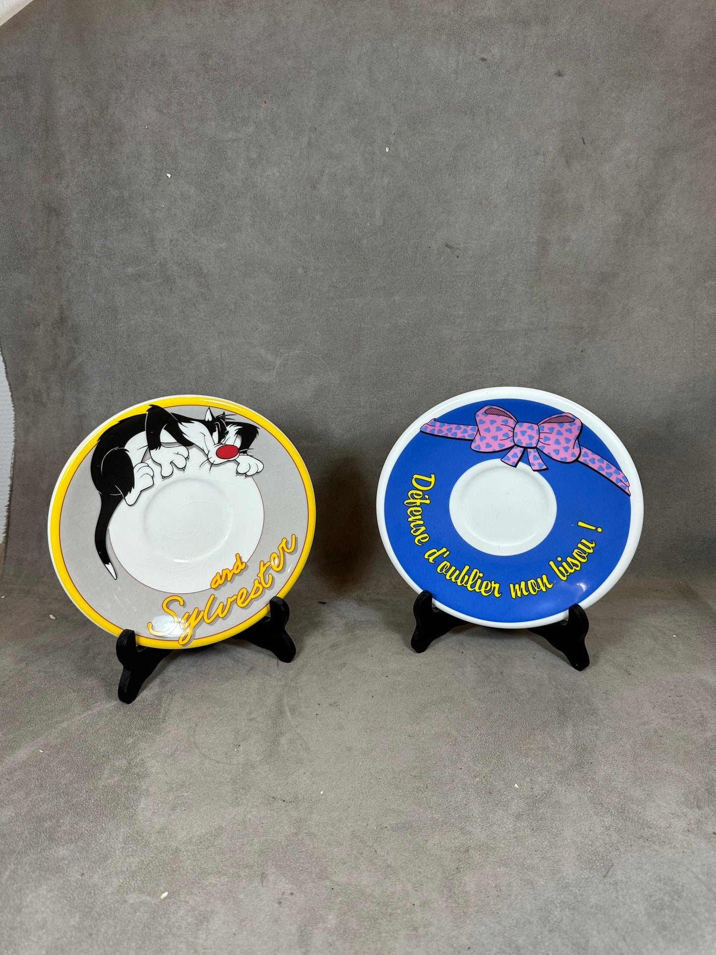 Set of 2 vintage plates Tweety Bird Vintage Looney Tunes Tweety Bird 1990