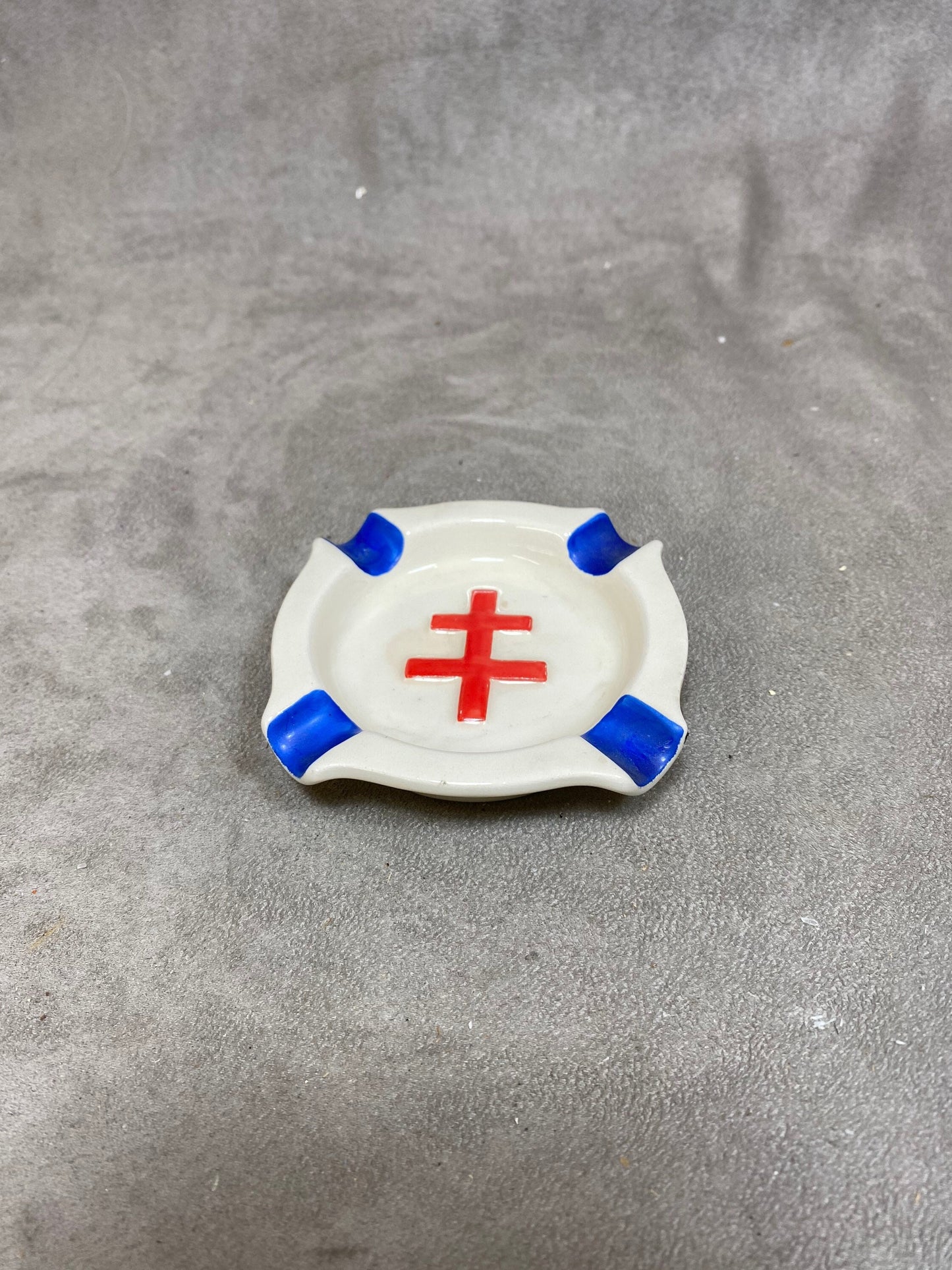 Earthenware ashtray Cross of Lorraine Made in France Vintage 1970