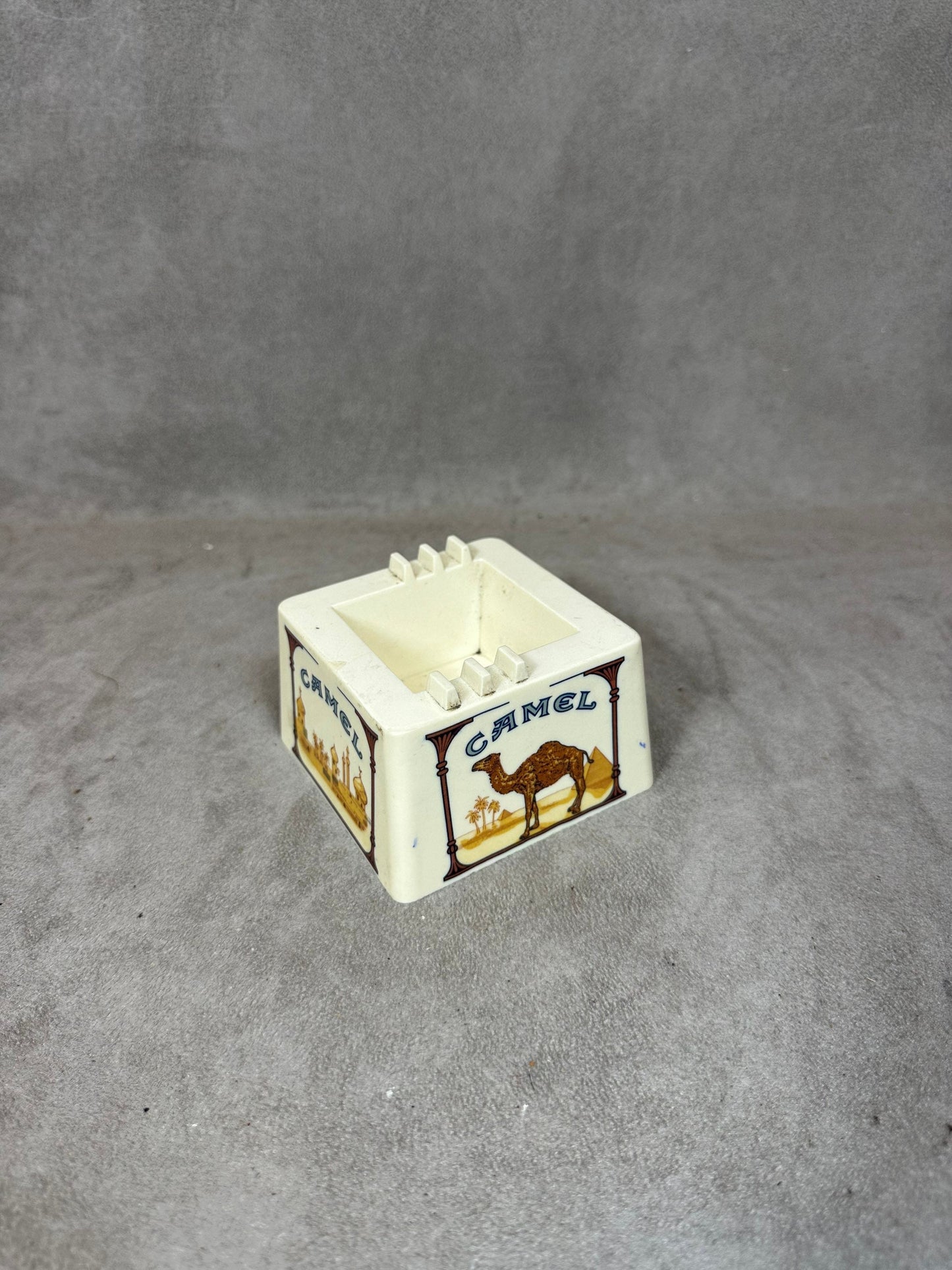 Plastic Advertising Ashtray, Camel, Made in Italy, Vintage 1980