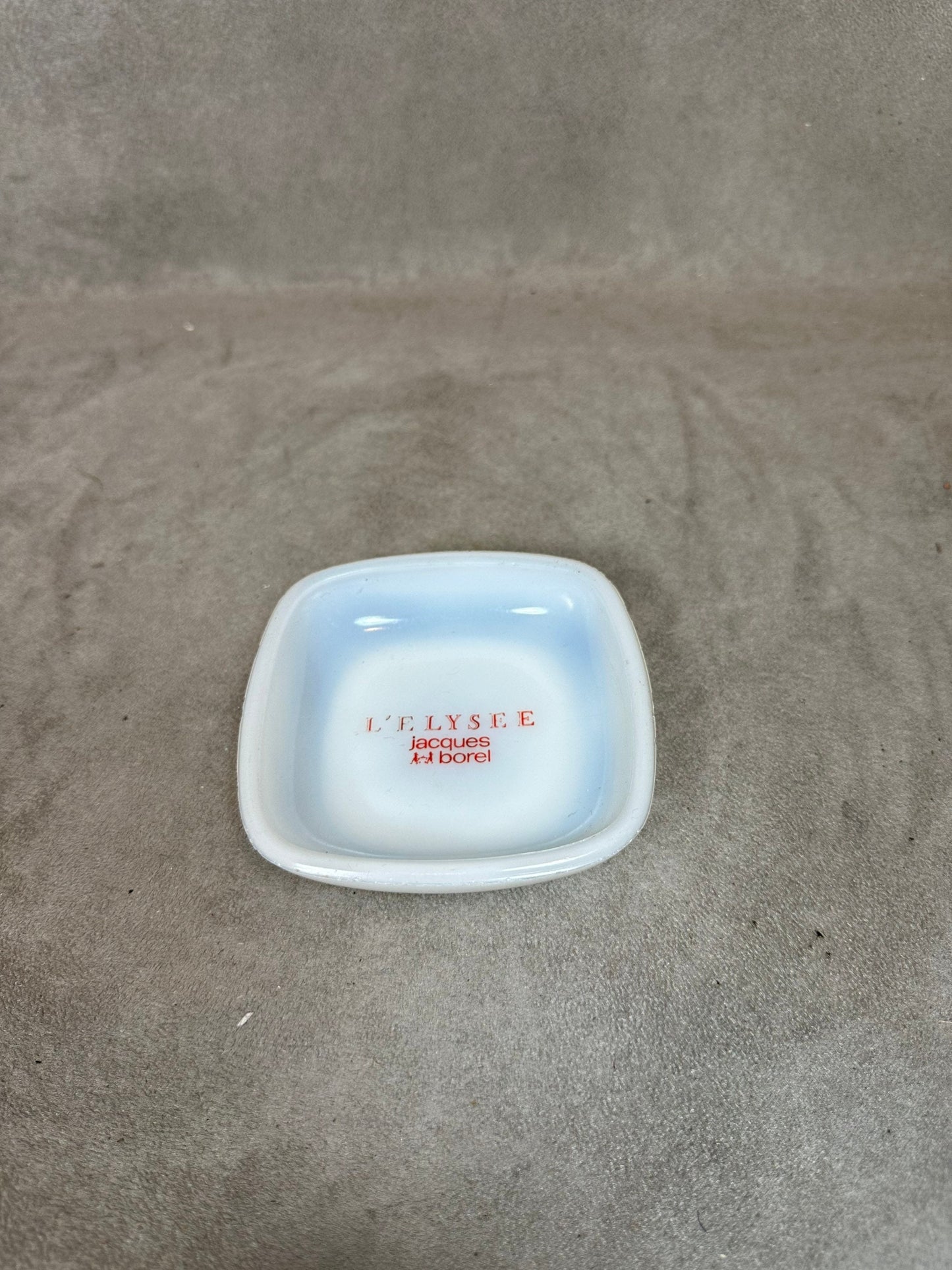 Advertising ashtray in Opalex, L'Elysée Jacques Borel, Made in France, Vintage 1980