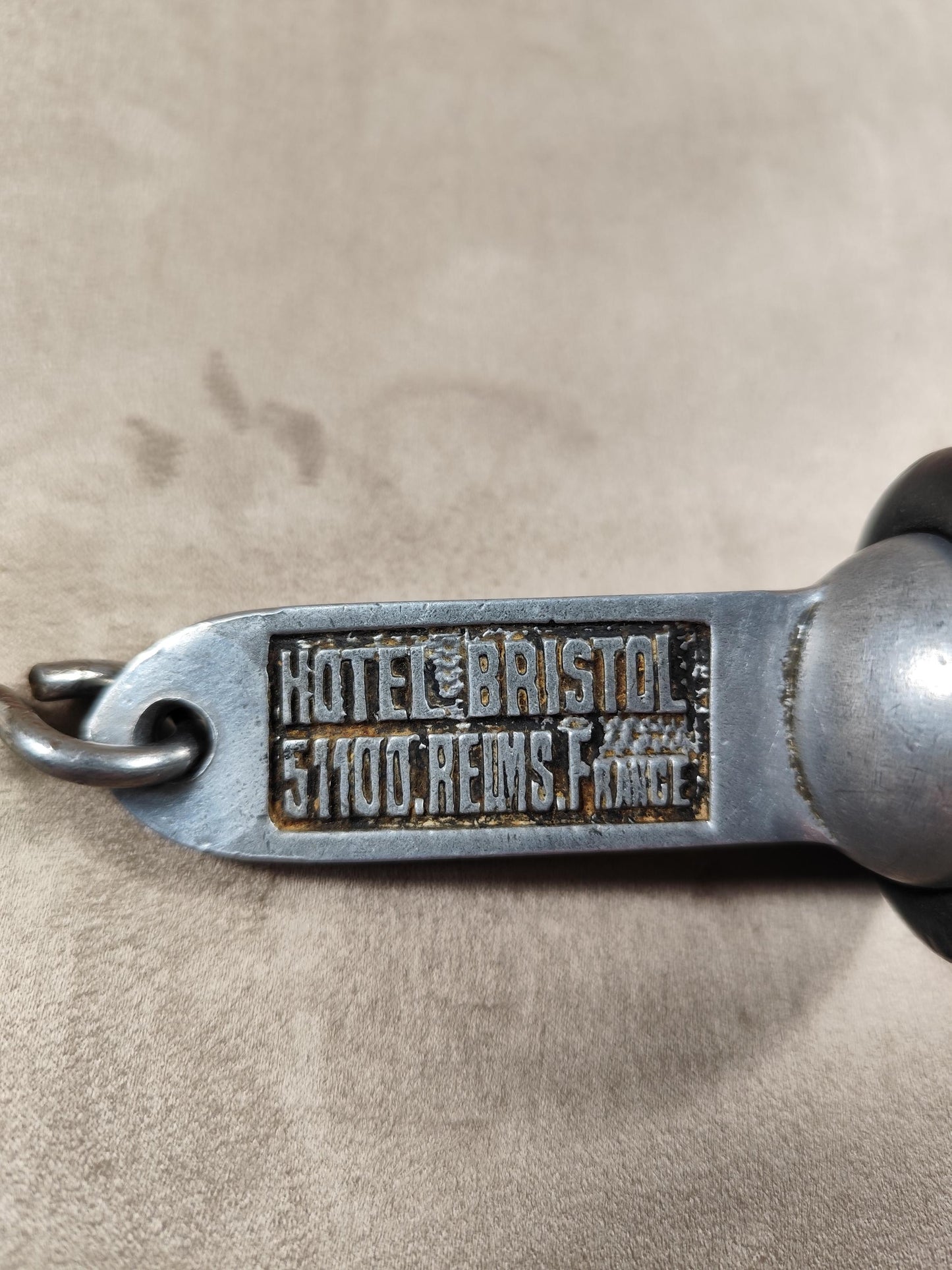 RARE Porte clés en Métal, Hôtel Bristol Reims Champagne, Chambre #15, Made in France, Vintage 1970