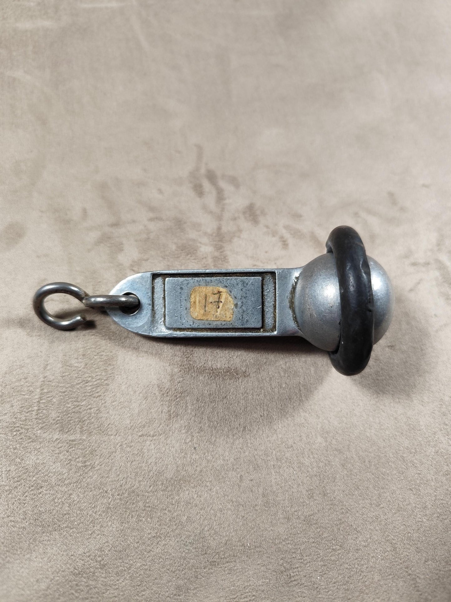 RARE Porte clés en Métal, Hôtel Bristol Reims Champagne, Chambre #17, Made in France, Vintage 1970