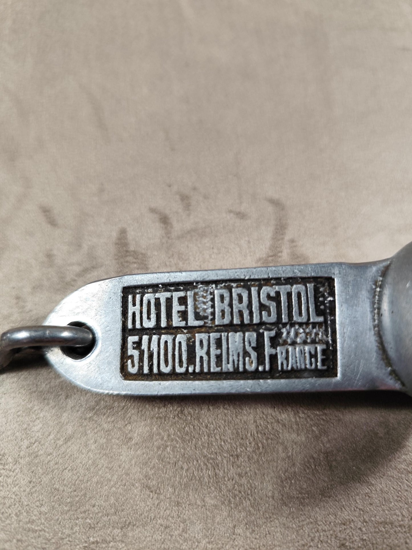 RARE Porte clés en Métal, Hôtel Bristol Reims Champagne, Chambre #23, Made in France, Vintage 1970