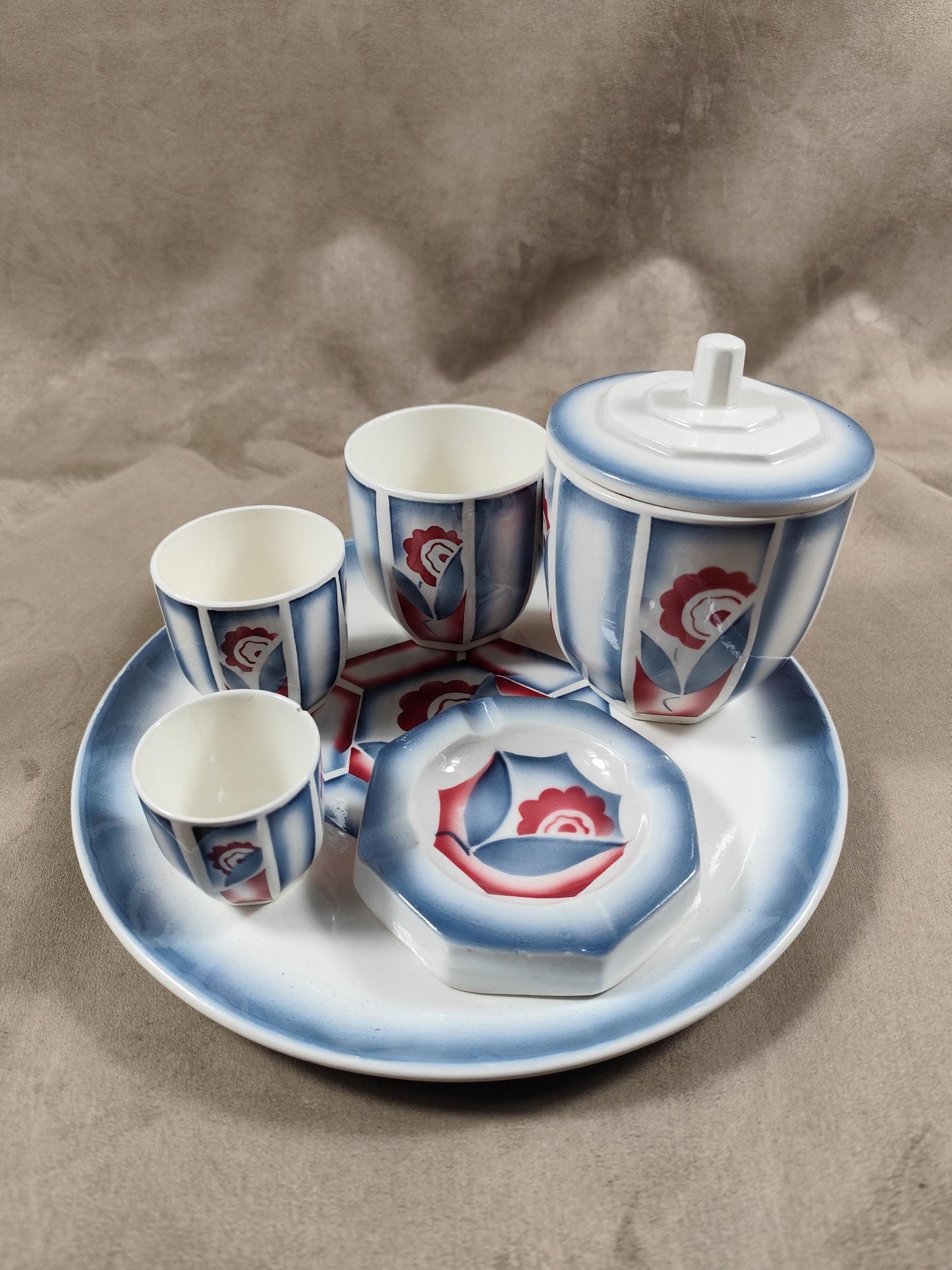 VERY RARE Nécessaire du fumeur Set de 6 pièces en Faience Art Deco par Digoin Sarreguemines Made in France Vintage 1930