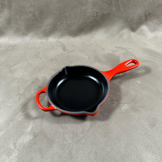 Skillet Le Creuset en fonte émaillée rouge avec poignée vintage made in France Taille 16