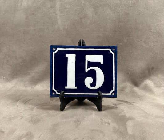 RARE Plaque de rue de ville Française Numéro 15 en tôle émaillée bleue, Made in France, Vintage 1950