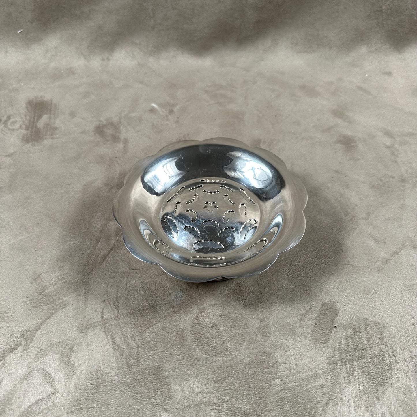 VERY RARE Moule à beurre vintage en métal argenté Florador Made in France 1950