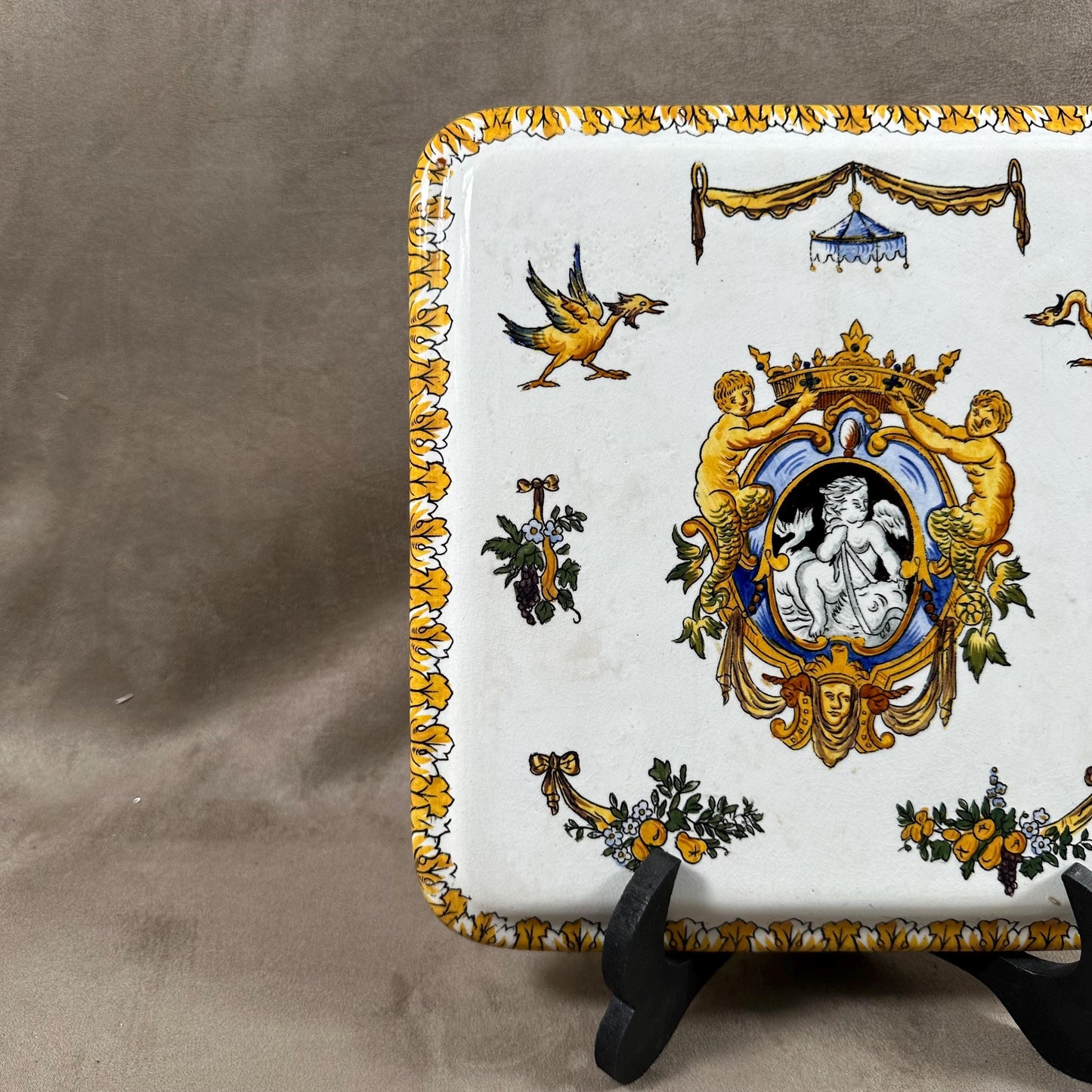 RARE Dessous de plat Gien modèle Renaissance blanc faience Modèle Original Made in France 1900