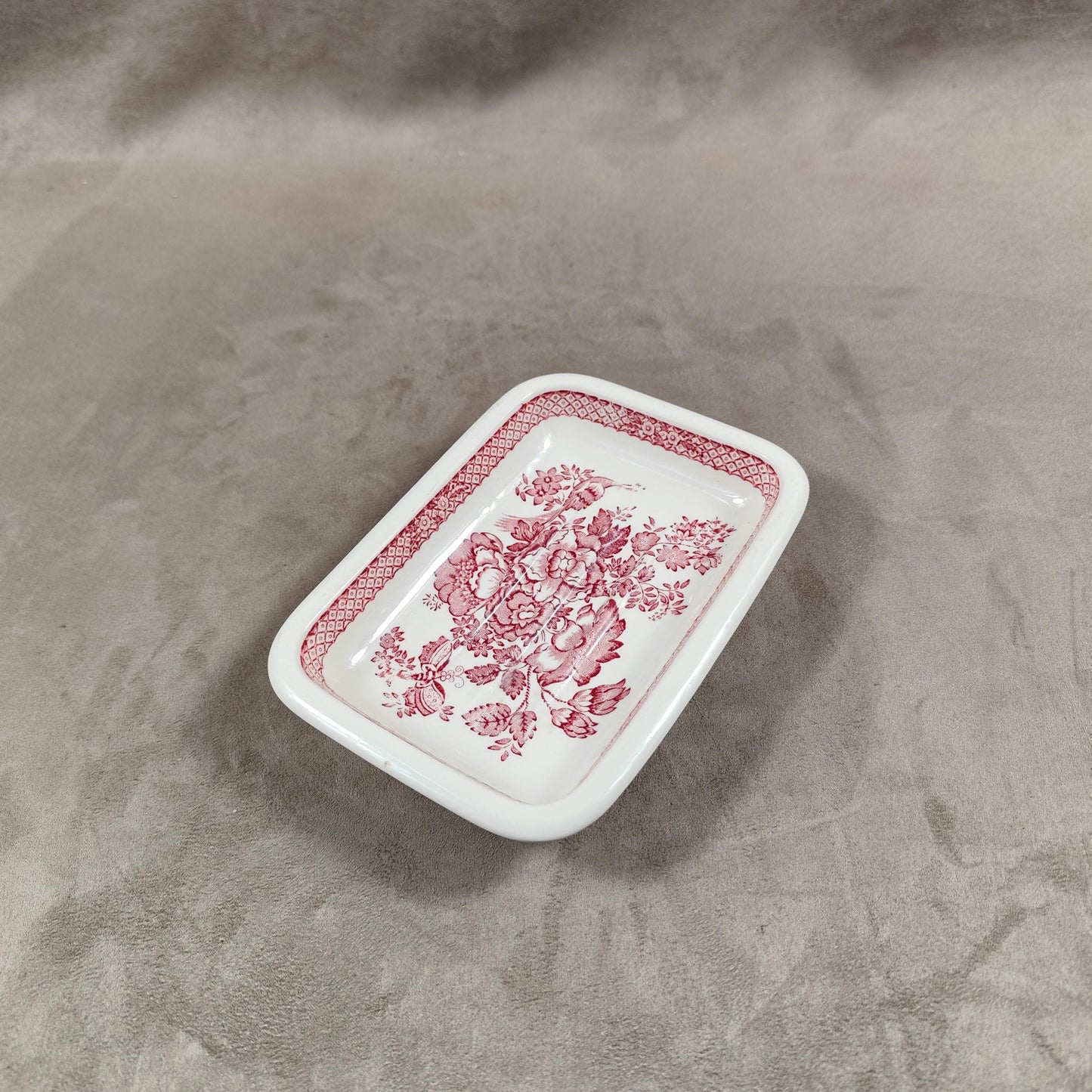 RARE Porte savon en faience blanche et rouge par Mason's Made in England 1900