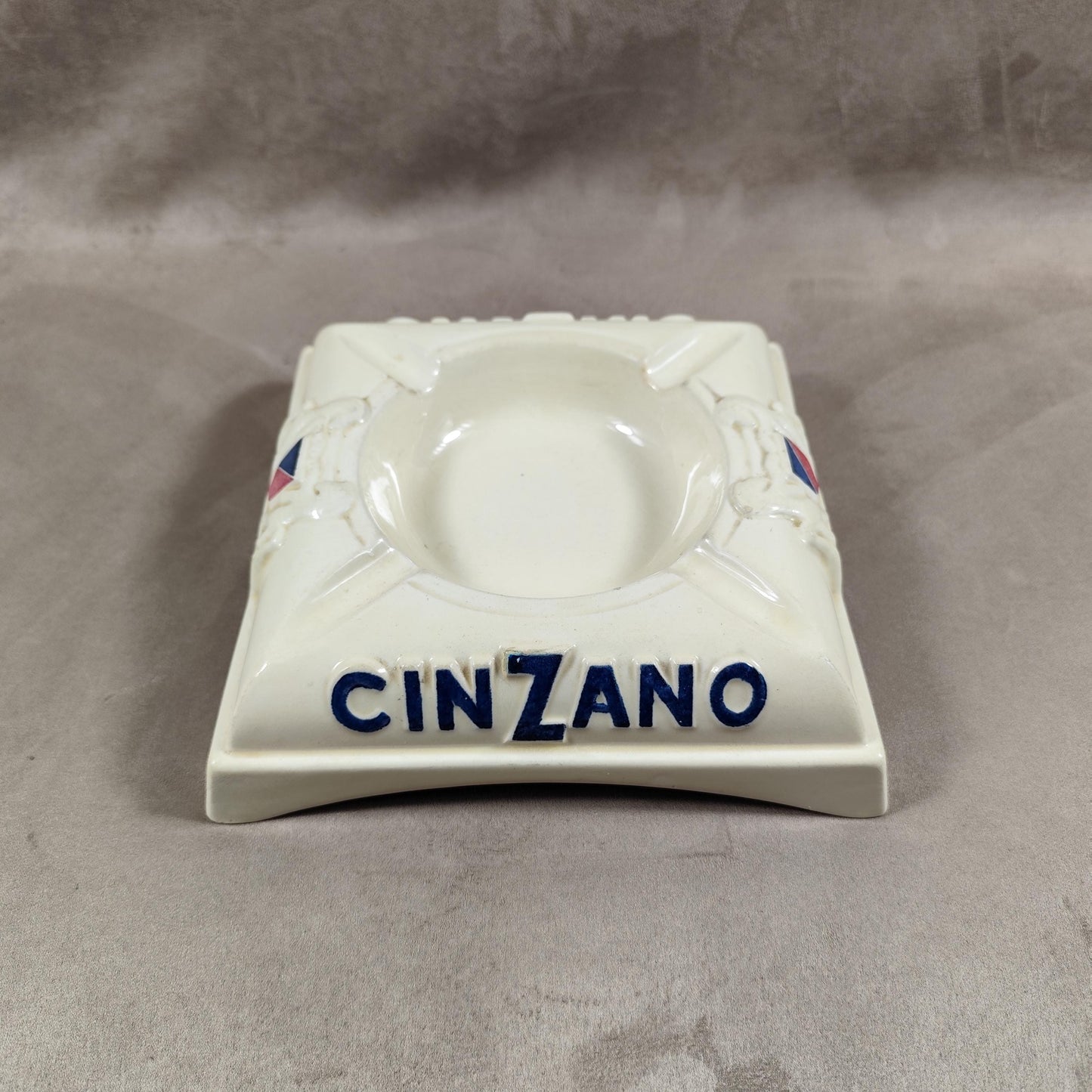 RARE Magnifique Cendrier Cinzano publicitaire vintage en faience blanche Made in France Années 1950
