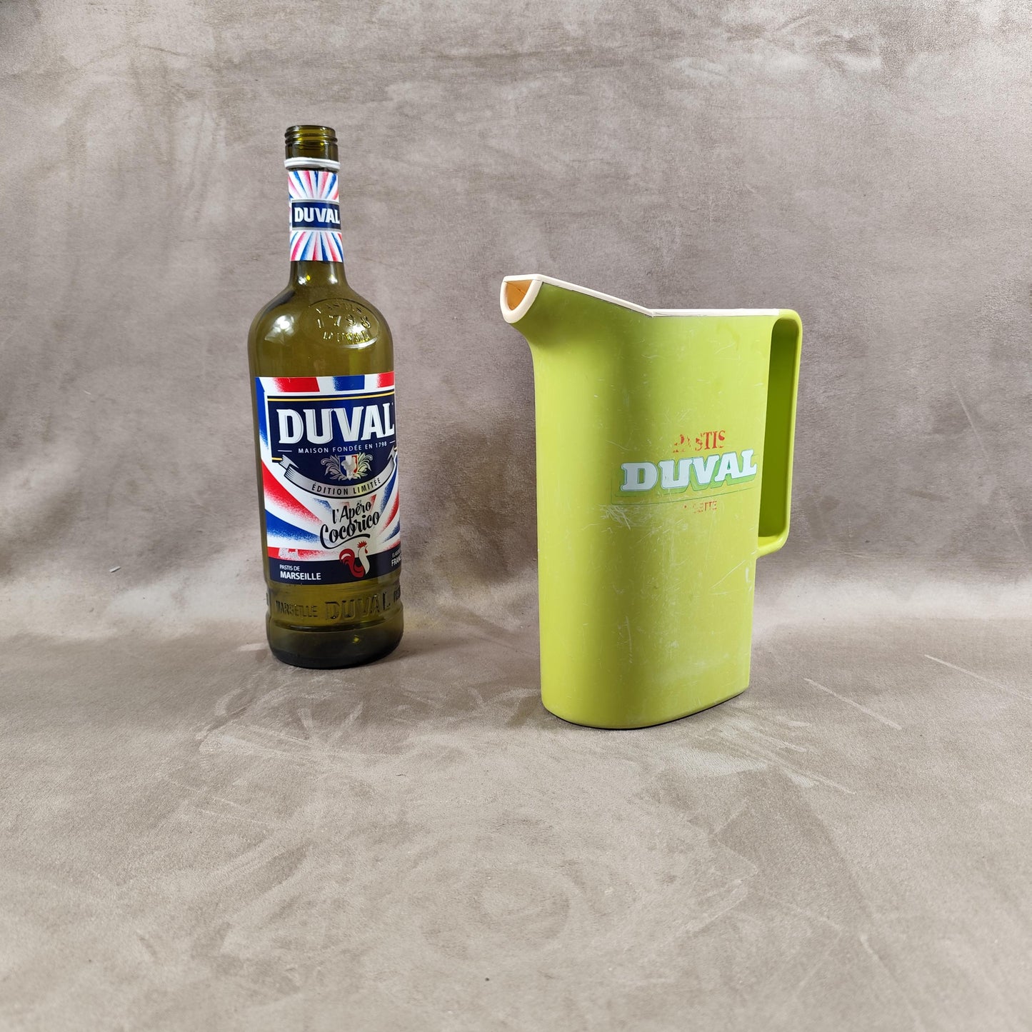 Pichet Pastis Duval Anisette en plastique Made in France Vintage 1970