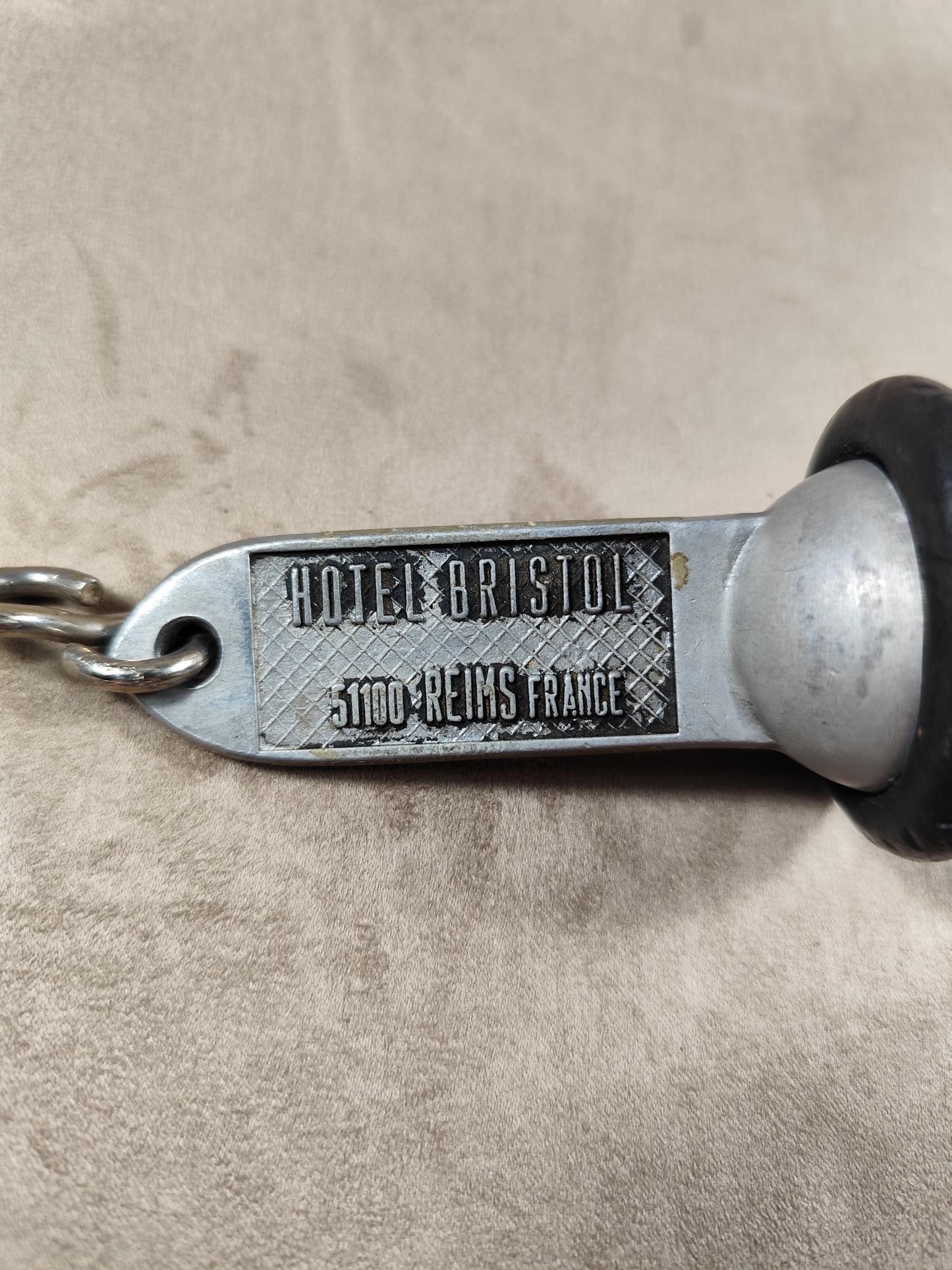 RARE Porte clés en Métal, Hôtel Bristol Reims Champagne, Made in France, Vintage 1970
