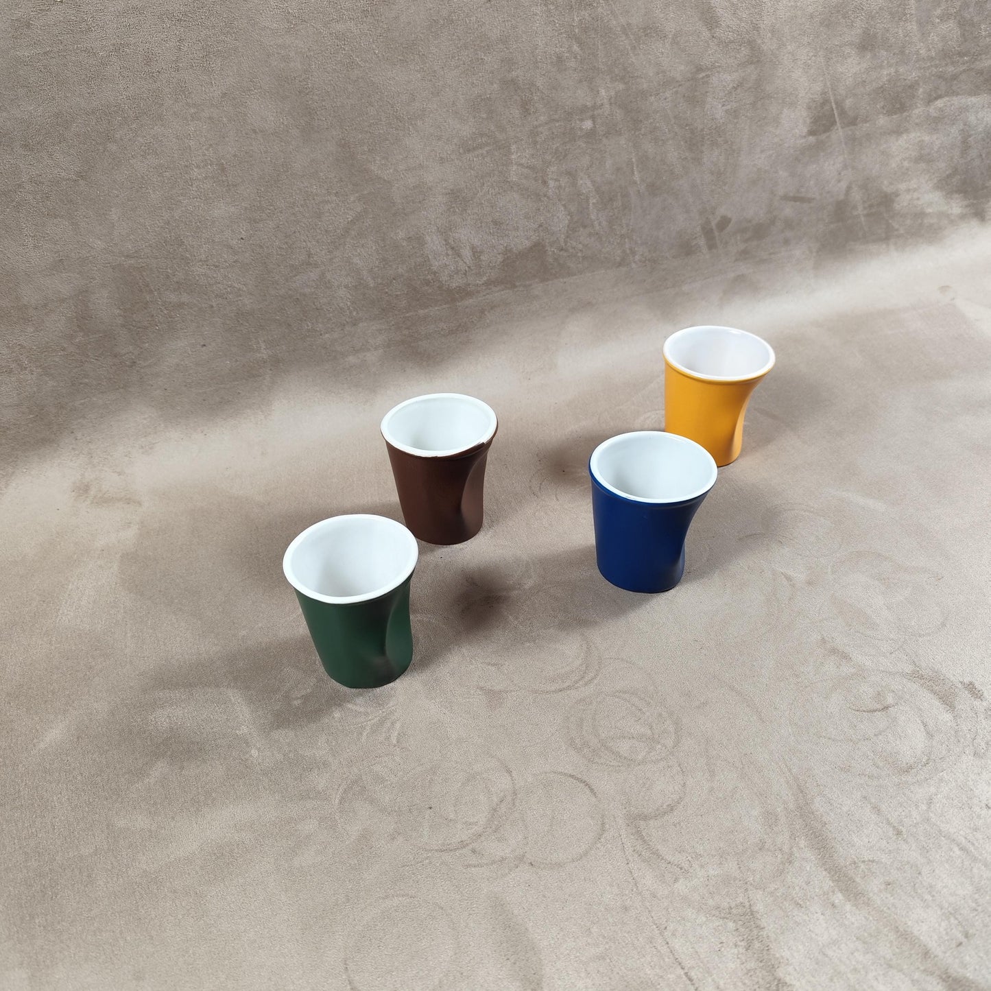 Lot de 4 gobelet Froissé REVOL en céramique, Made in France, Vintage 2000