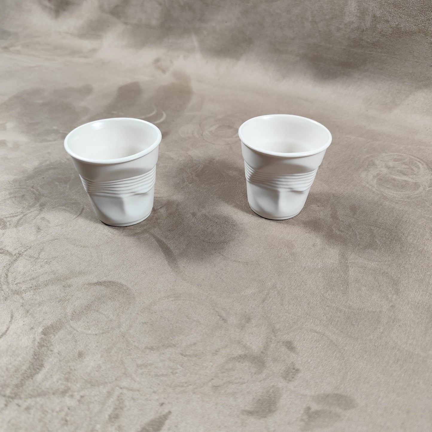 Lot de 2 gobelet Froissé REVOL en céramique blanc, Made in France, Vintage 2000