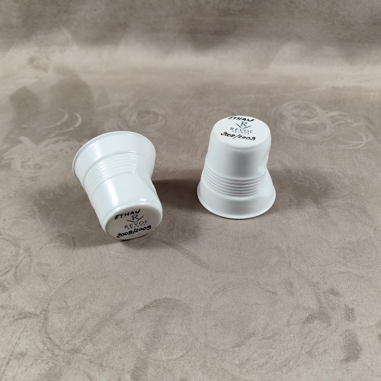 Lot de 2 gobelet Froissé REVOL en céramique blanc, Made in France, Vintage 2000