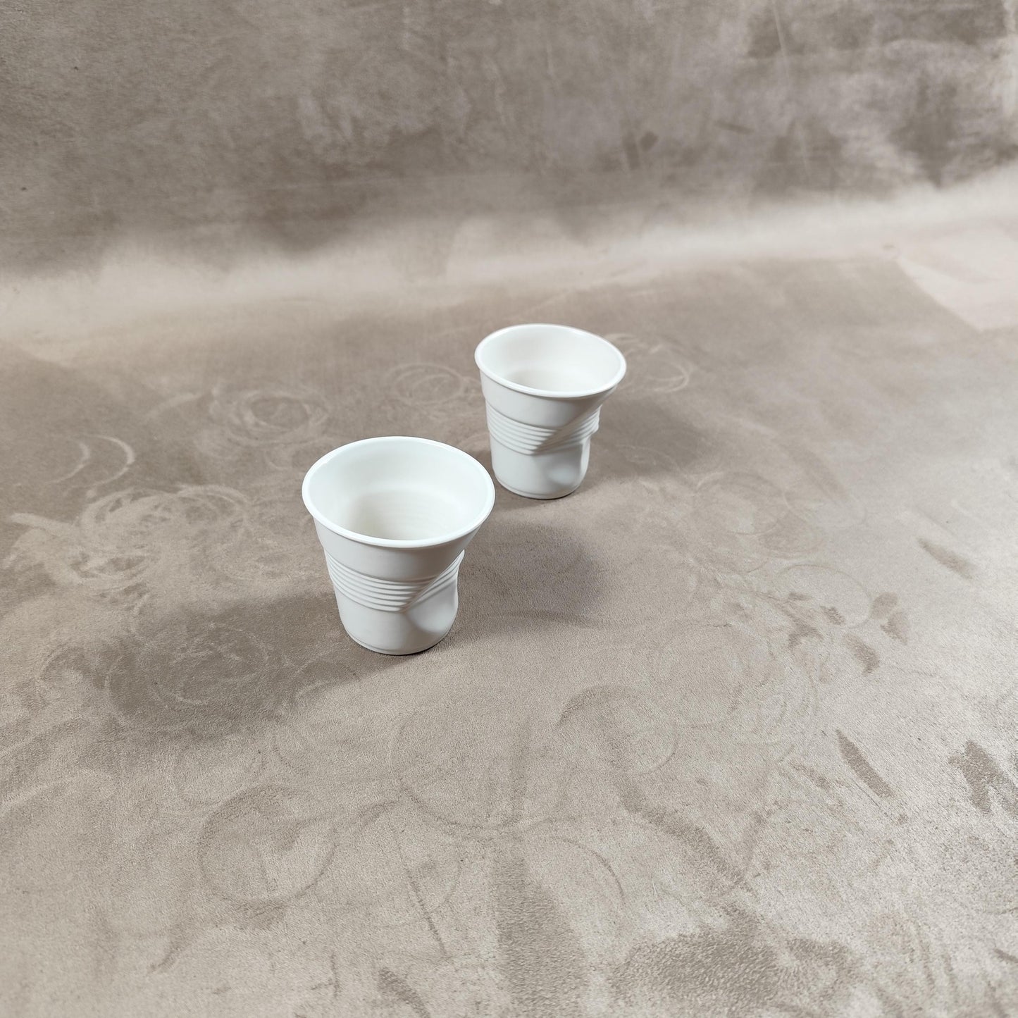 Lot de 2 gobelet Froissé REVOL en céramique blanc, Made in France, Vintage 2000