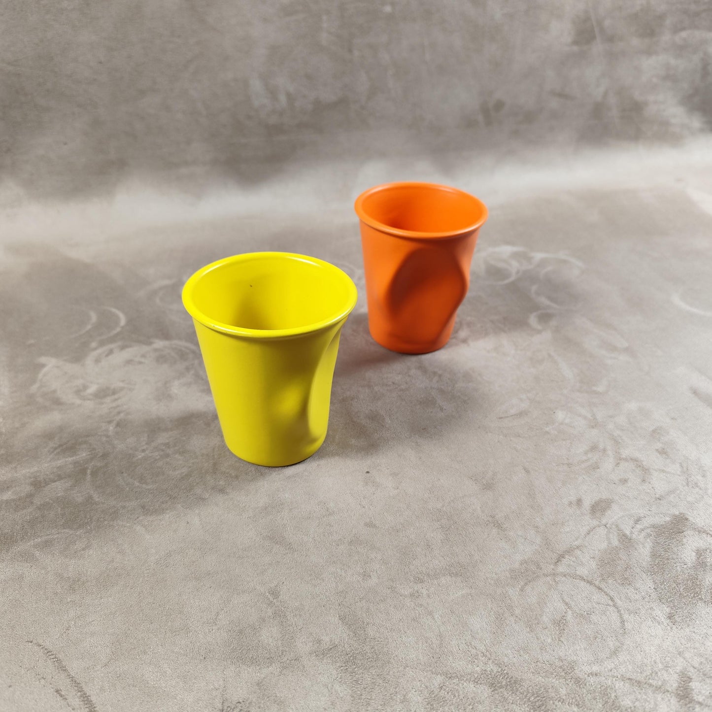 Lot de 2 grand gobelet Froissé REVOL en céramique, Made in France, Vintage 2000