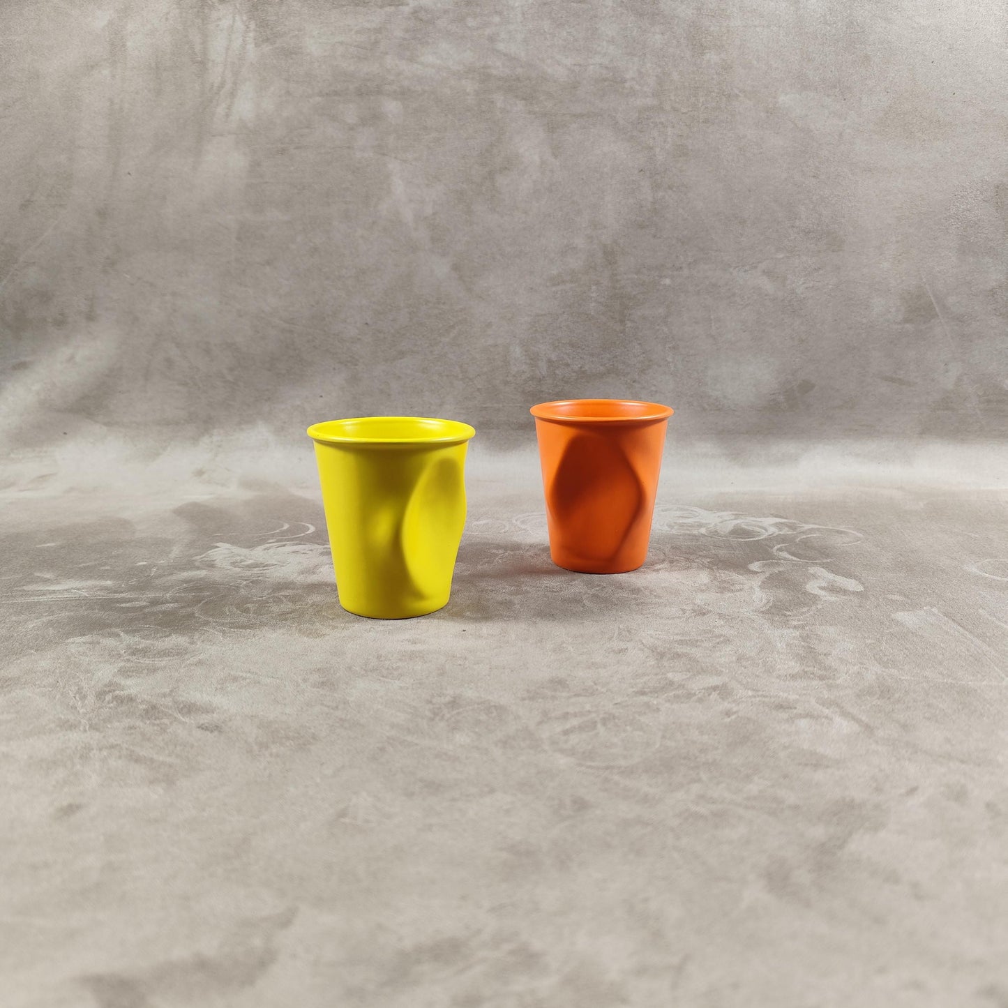 Lot de 2 grand gobelet Froissé REVOL en céramique, Made in France, Vintage 2000