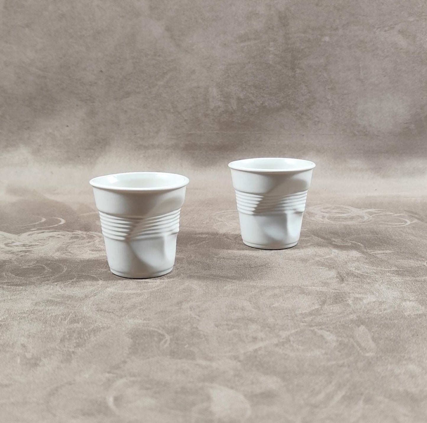 Lot de 2 gobelet Froissé REVOL en céramique blanc, Made in France, Vintage 2000