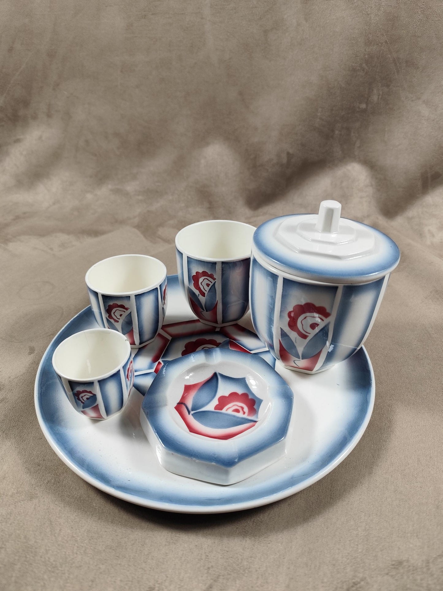 VERY RARE Nécessaire du fumeur Set de 6 pièces en Faience Art Deco par Digoin Sarreguemines Made in France Vintage 1930