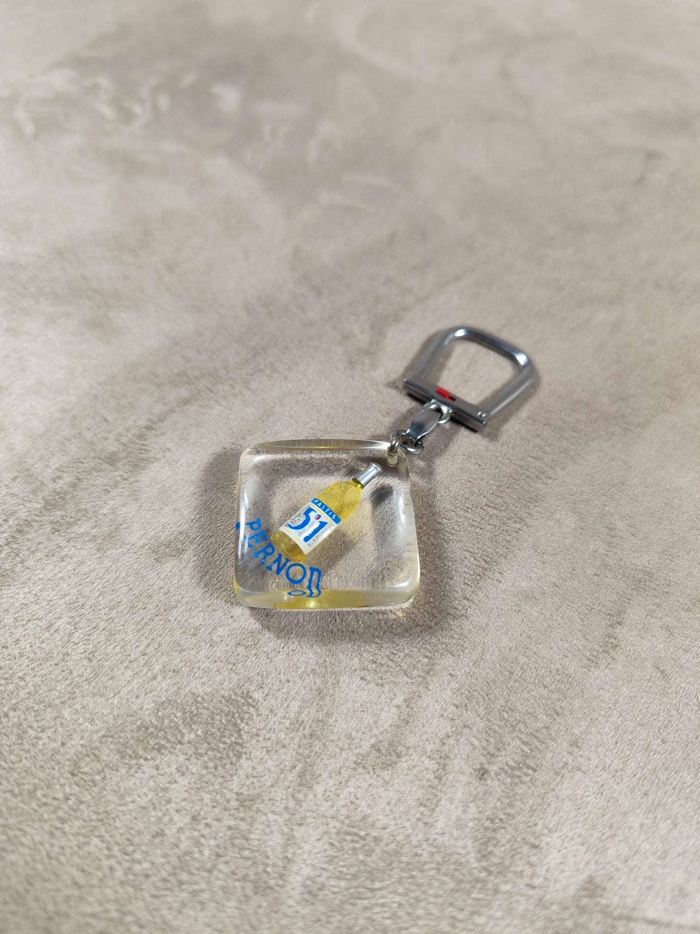 Porte clés Bourbon à bulle Pernod Pastis 51 Made in France Vintage 1970