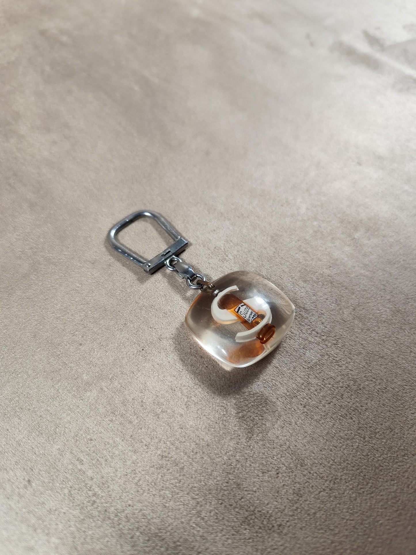 Porte clés Bourbon à bulle Suze Made in France Vintage 1970