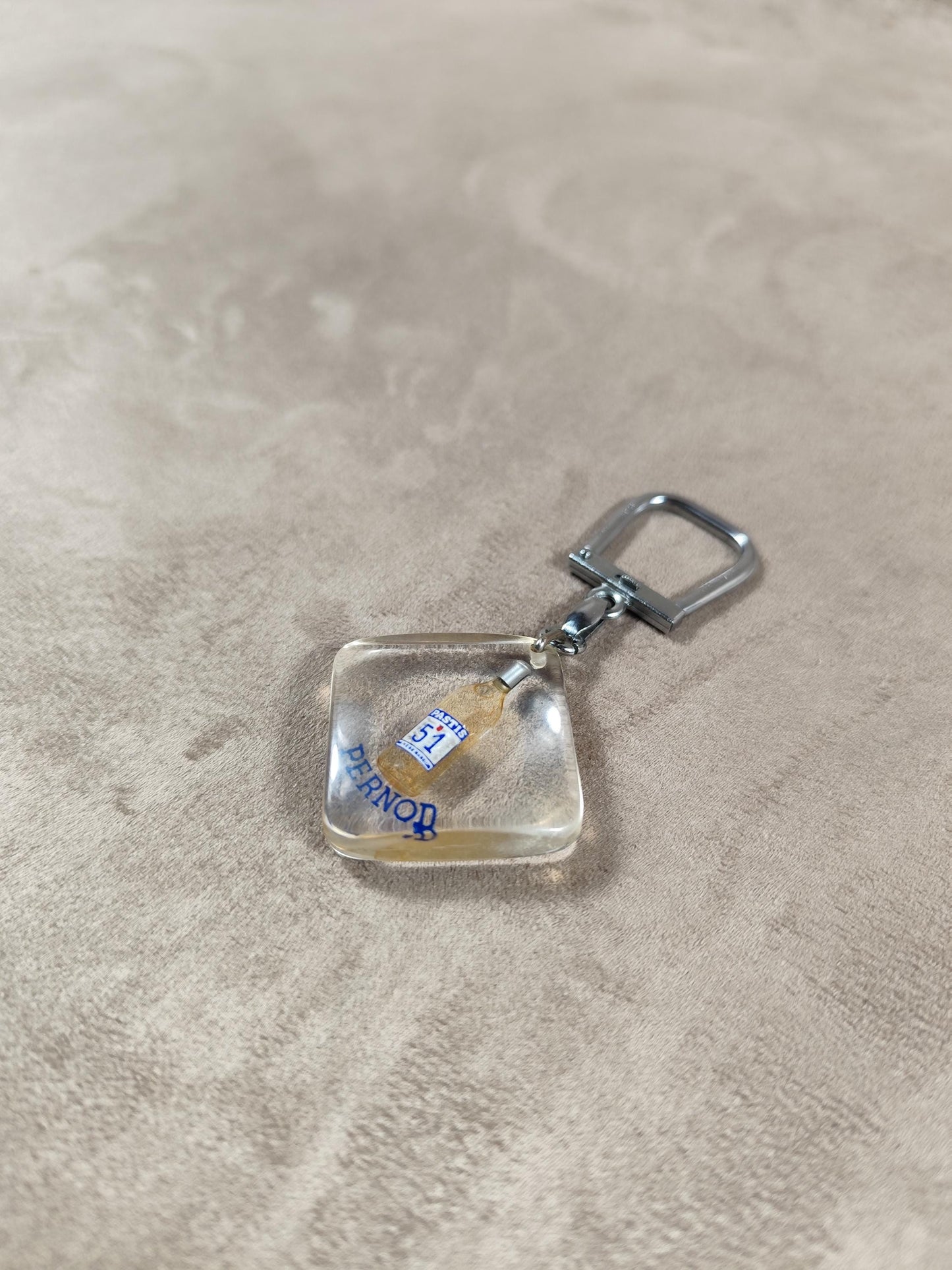 Porte clés Bourbon à bulle Pernod Pastis 51 Made in France Vintage 1970