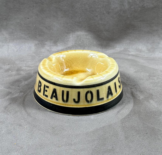 Cendrier publicitaire vintage Beaujolais Piat Macon en faience Made in France 1950