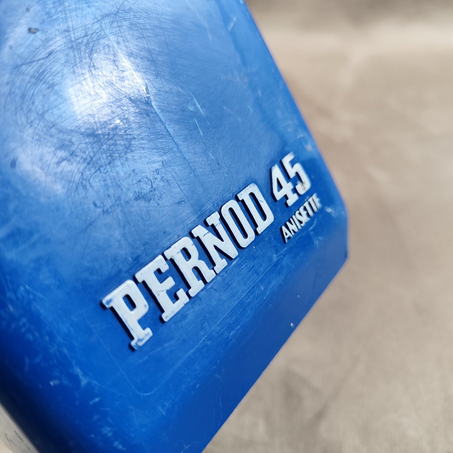 Pichet Pastis 51 Pernod 45 Anisette en plastique Made in France Vintage 1970