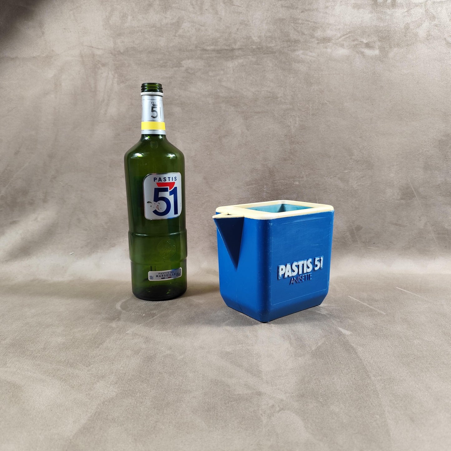 Pichet Pastis 51 Anisette en plastique Made in France Vintage 1970