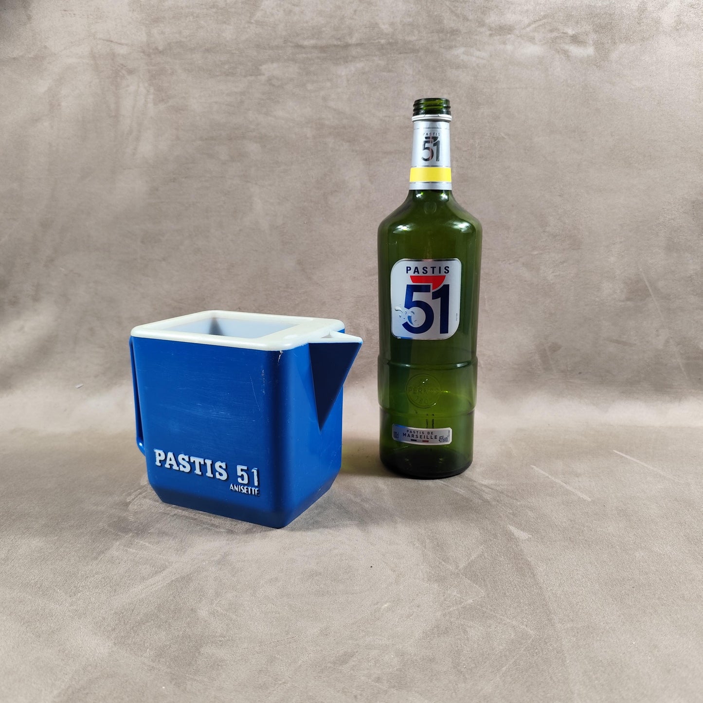 Pichet Pastis 51 Anisette en plastique Made in France Vintage 1970