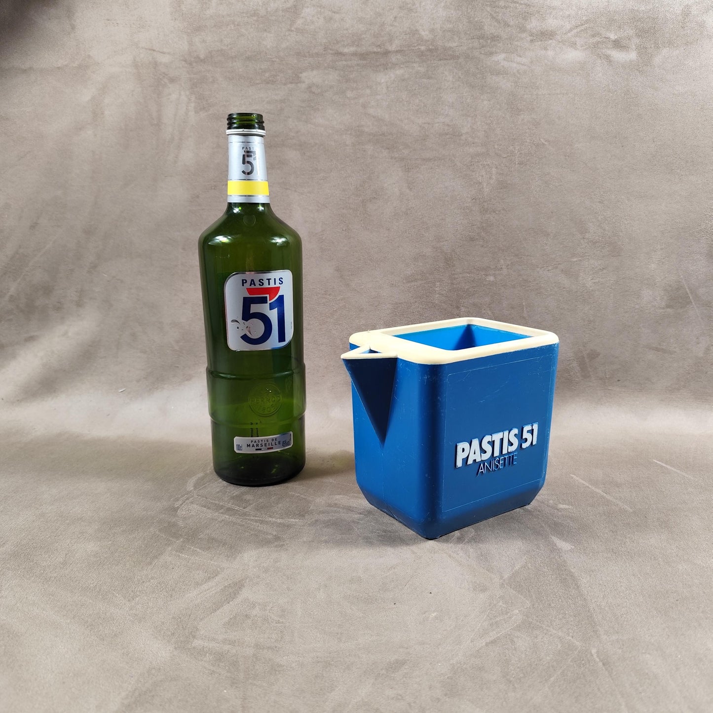 Pichet Pastis 51 Anisette en plastique Made in France Vintage 1970