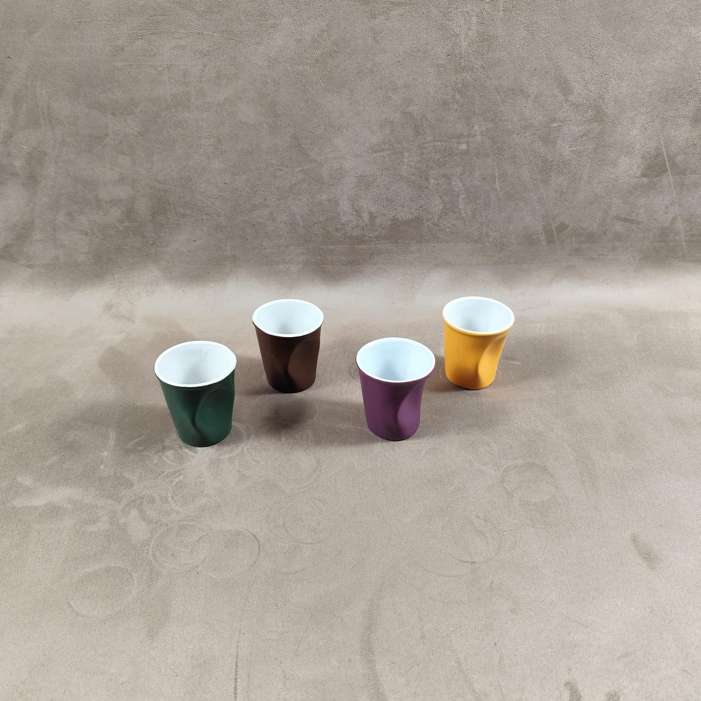 Lot de 4 gobelet Froissé REVOL en céramique, Vert, Marron, Violet, Jaune, Made in France, Vintage 2000