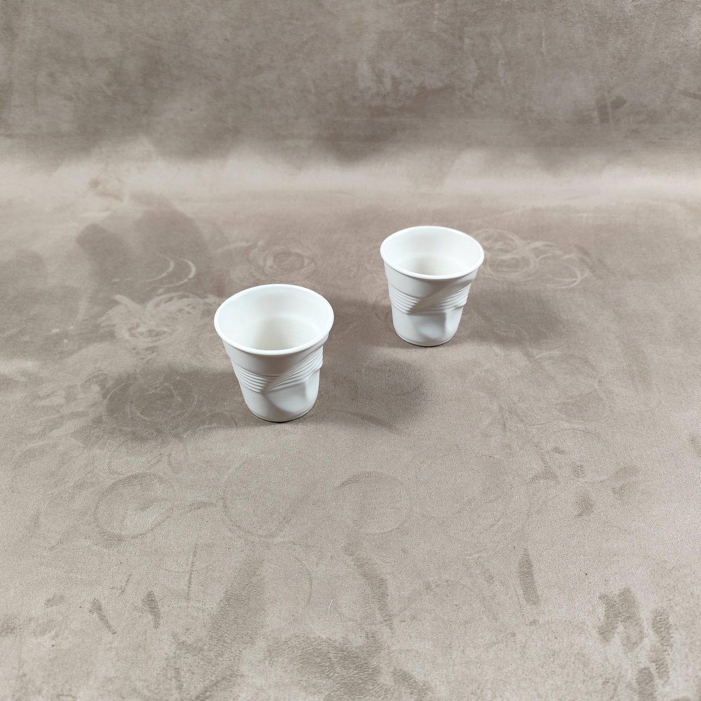 Lot de 2 gobelet Froissé REVOL en céramique blanc, Made in France, Vintage 2000